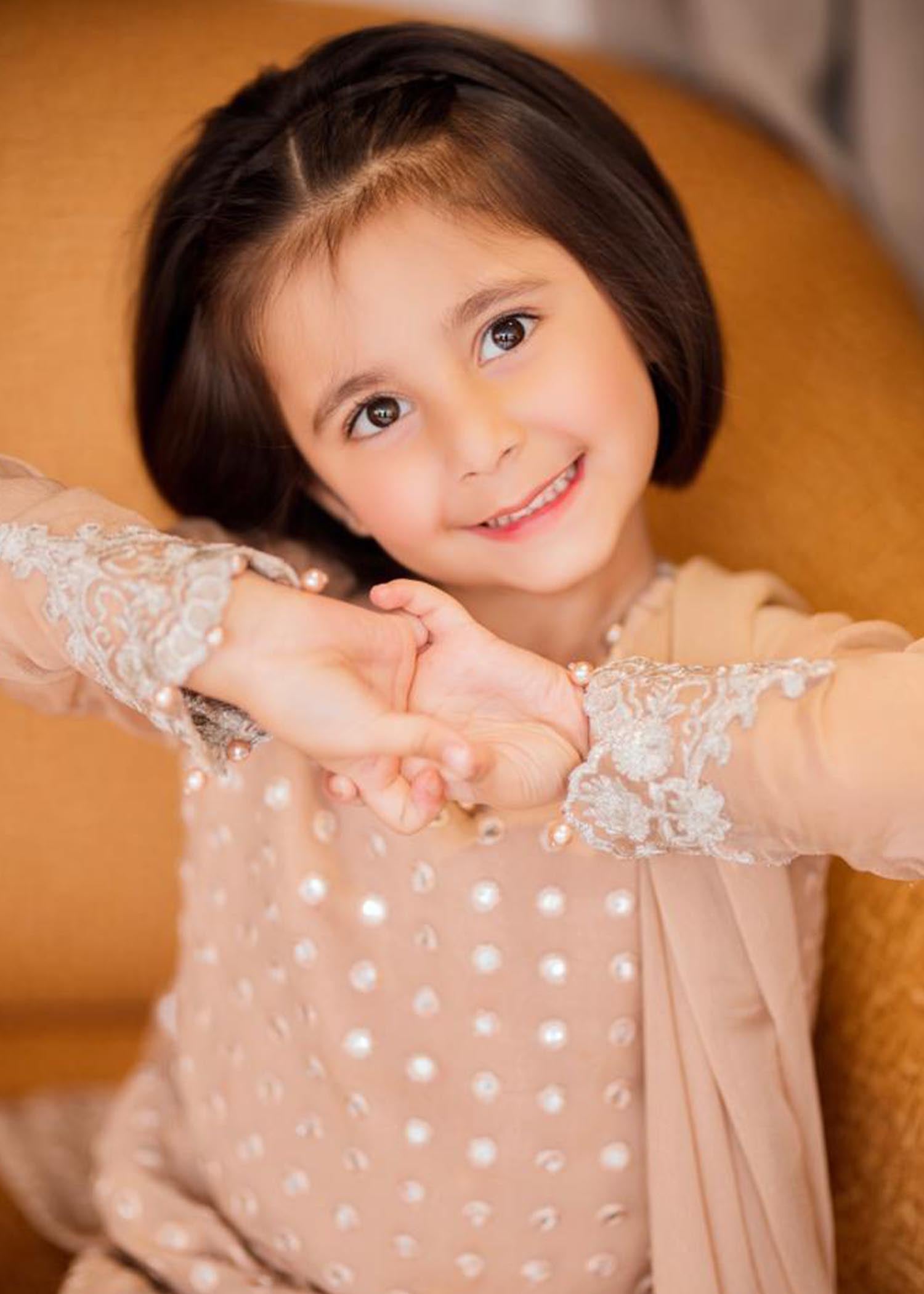 Rang-e-Haya Salina Kids