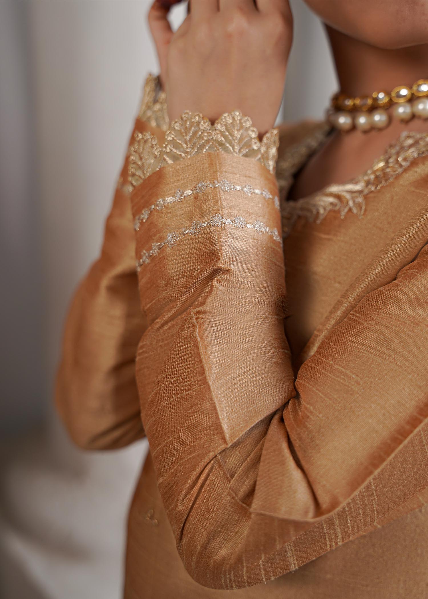 Rang-e-Haya Sandali gold kids
