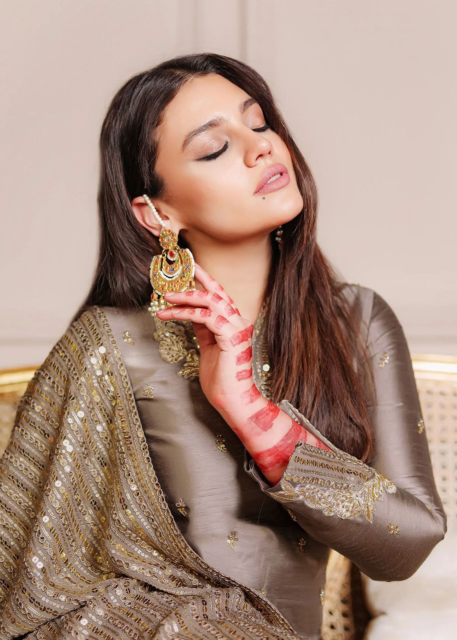 Rang-e-Haya Sandali grey