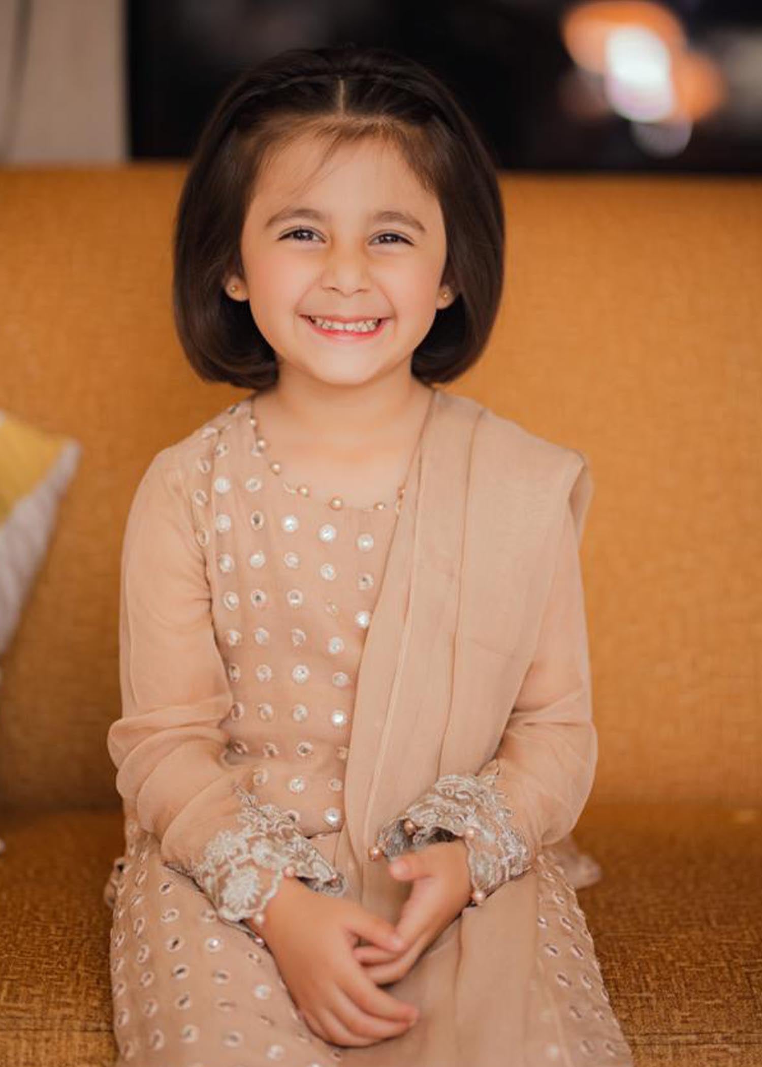 Rang-e-Haya Salina Kids