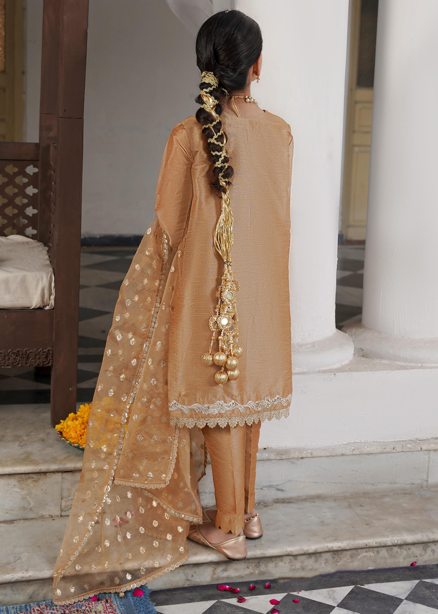 Rang-e-Haya Sandali gold kids