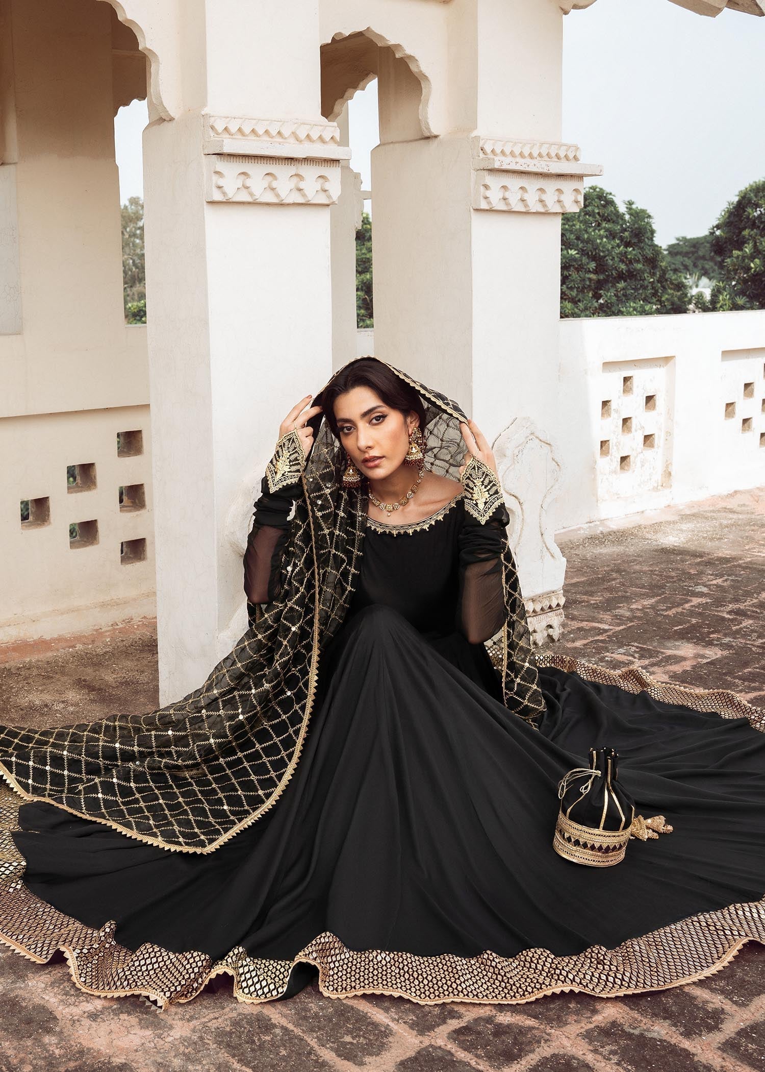 Rang-e-Haya Shama (Black)