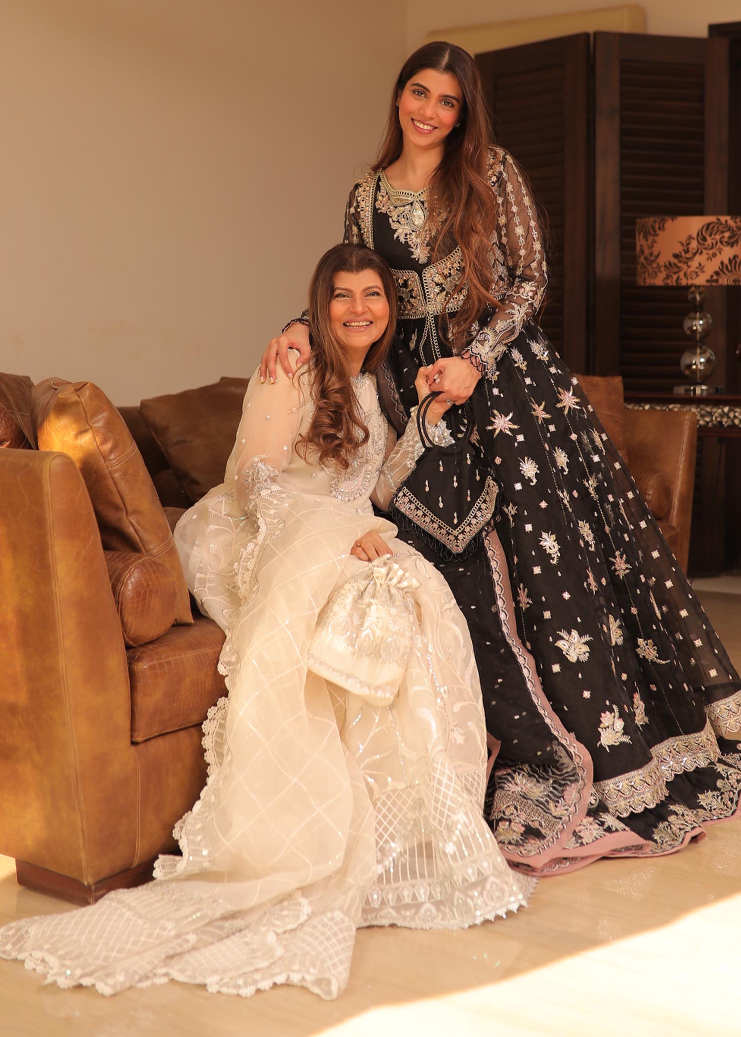 Rang-e-Haya Rahat-Black