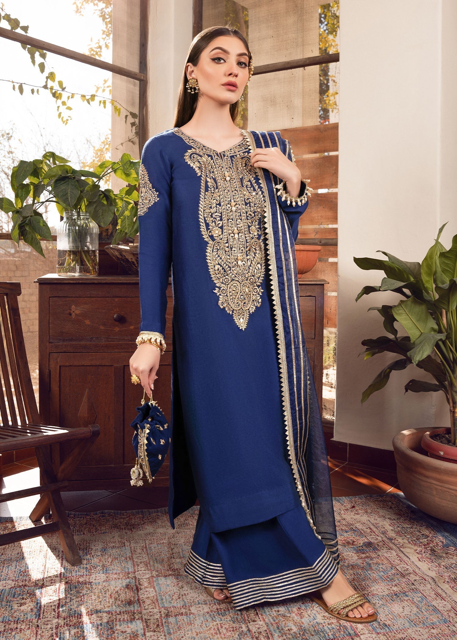 Rang-e-Haya Zareen