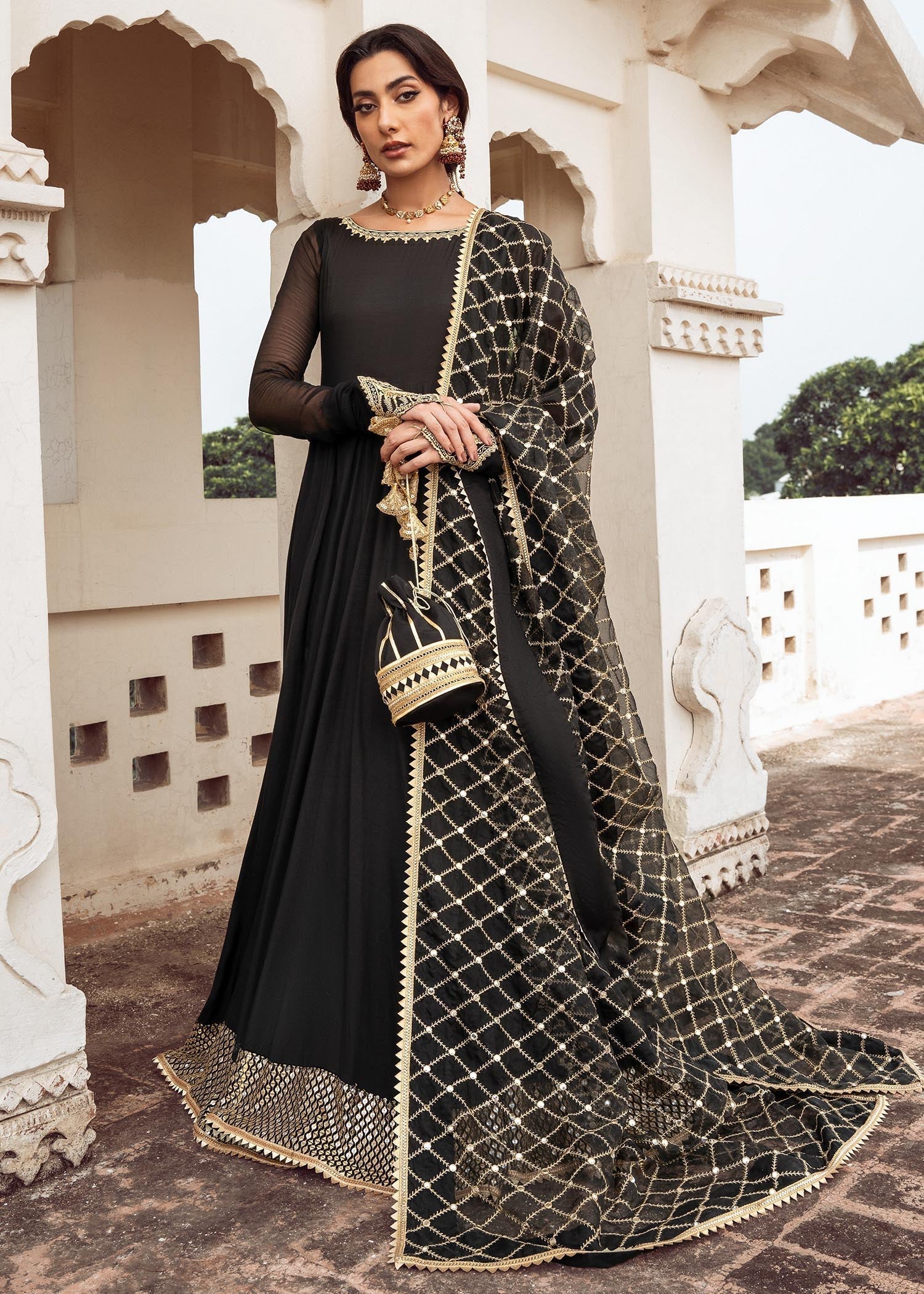 Rang-e-Haya Shama (Black)