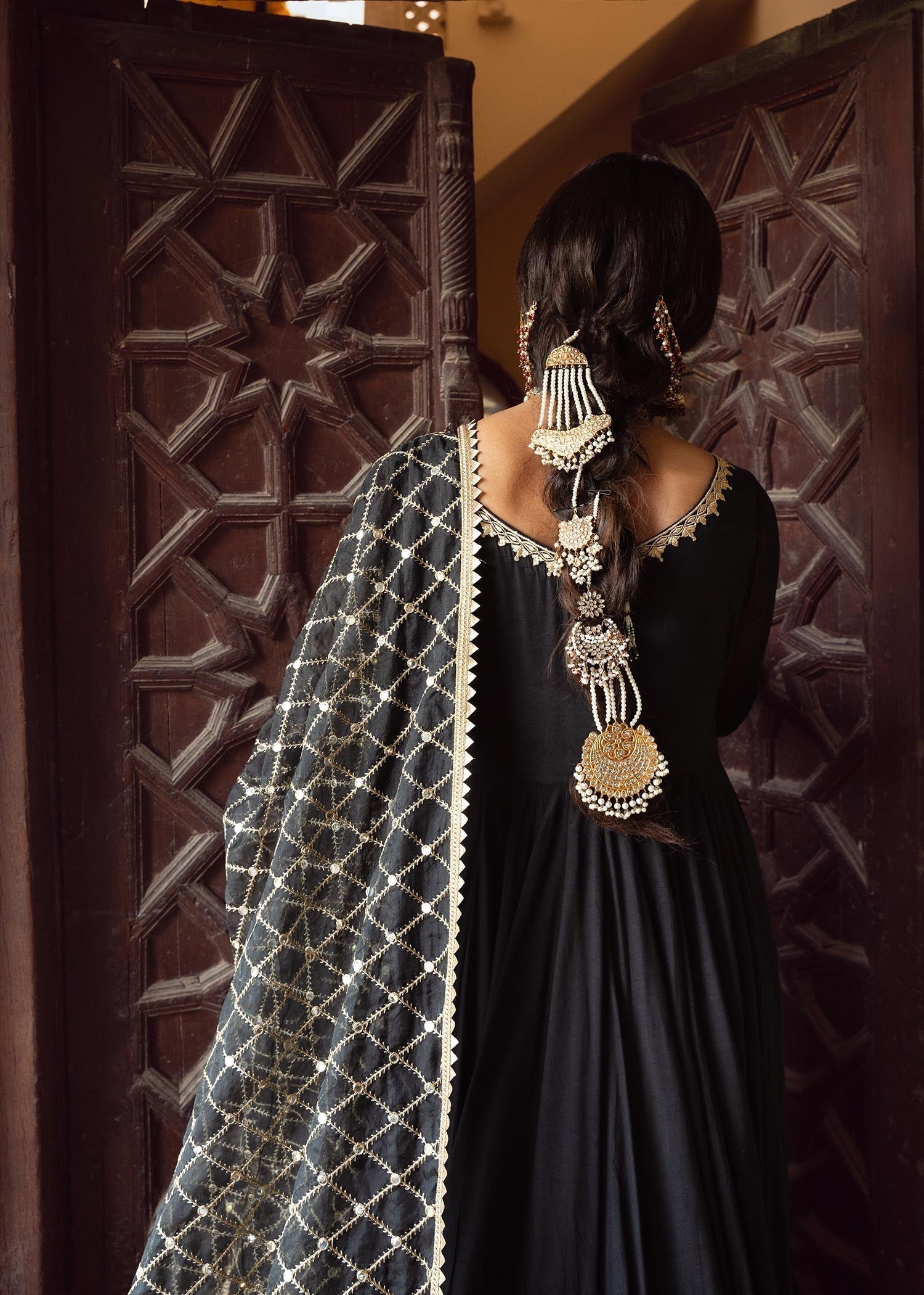 Rang-e-Haya Shama (Black)