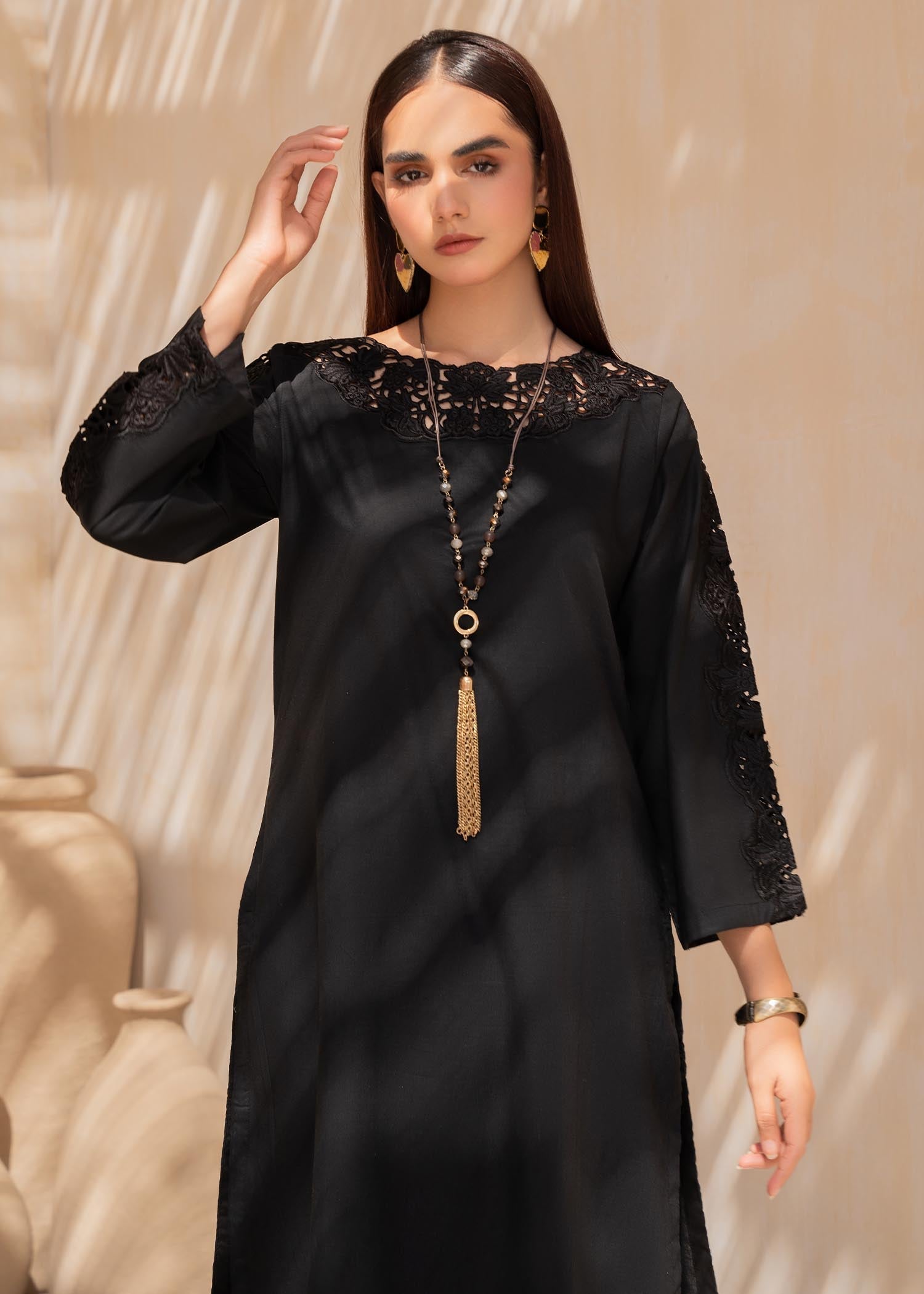 Sahibas By Mirza Ruby Black