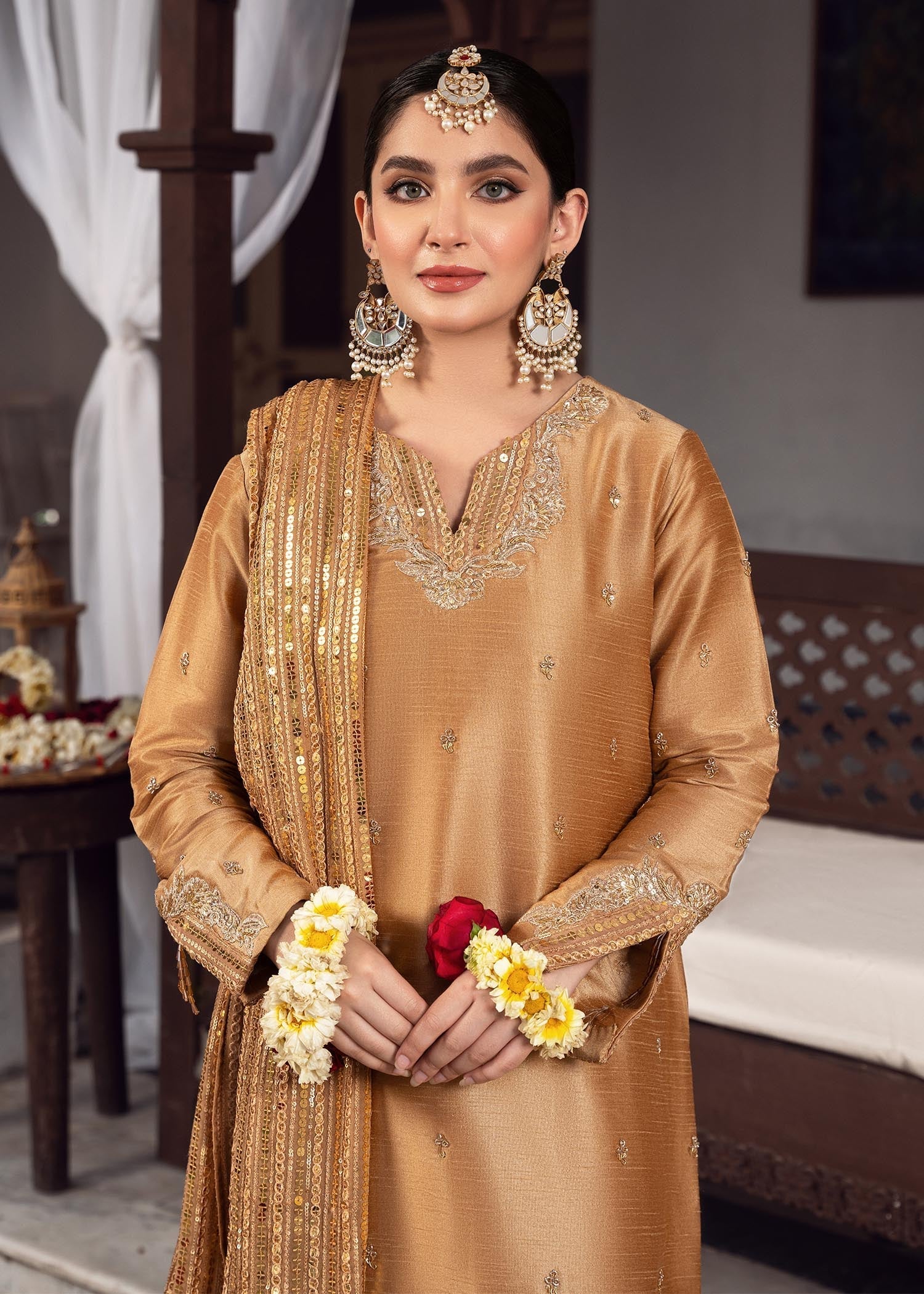 Rang-e-Haya Sandali gold