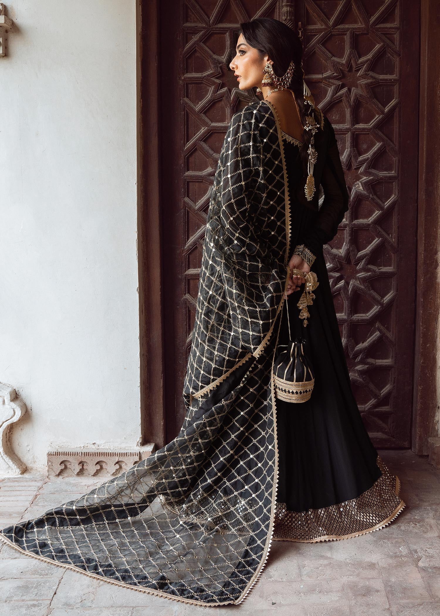 Rang-e-Haya Shama (Black)