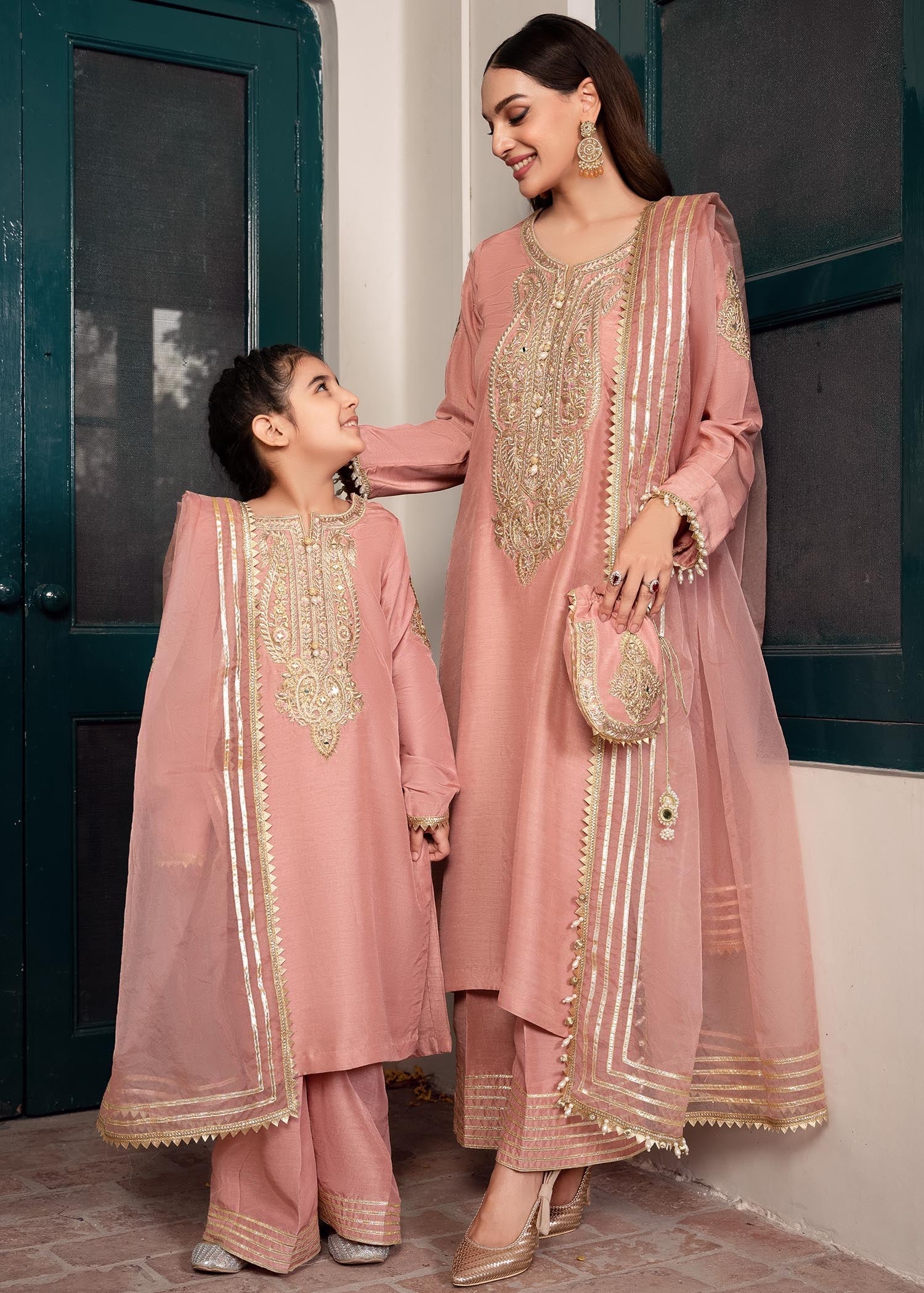 Rang-e-Haya Zareen Peach