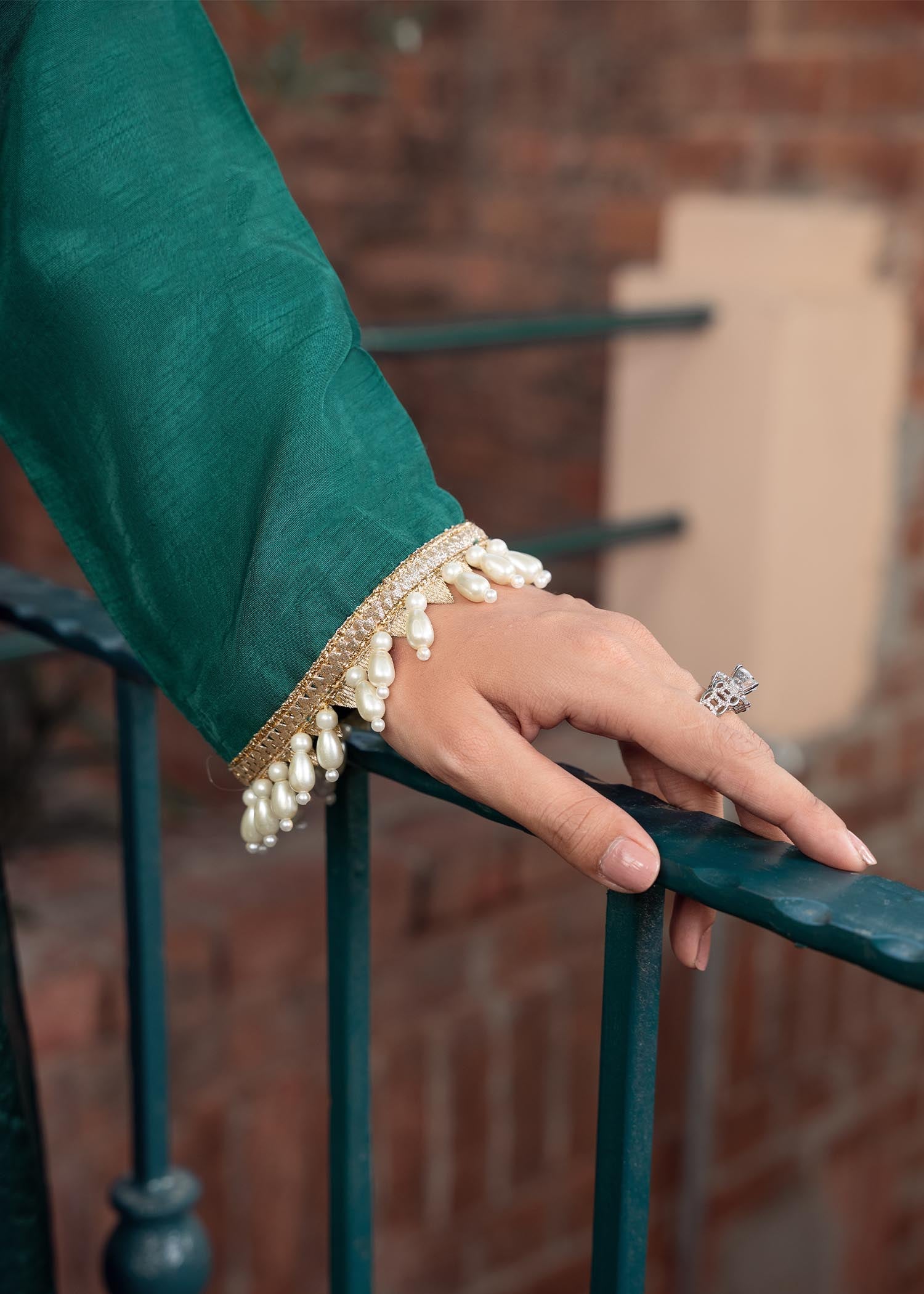 Rang-e-Haya Zareen Deep Green