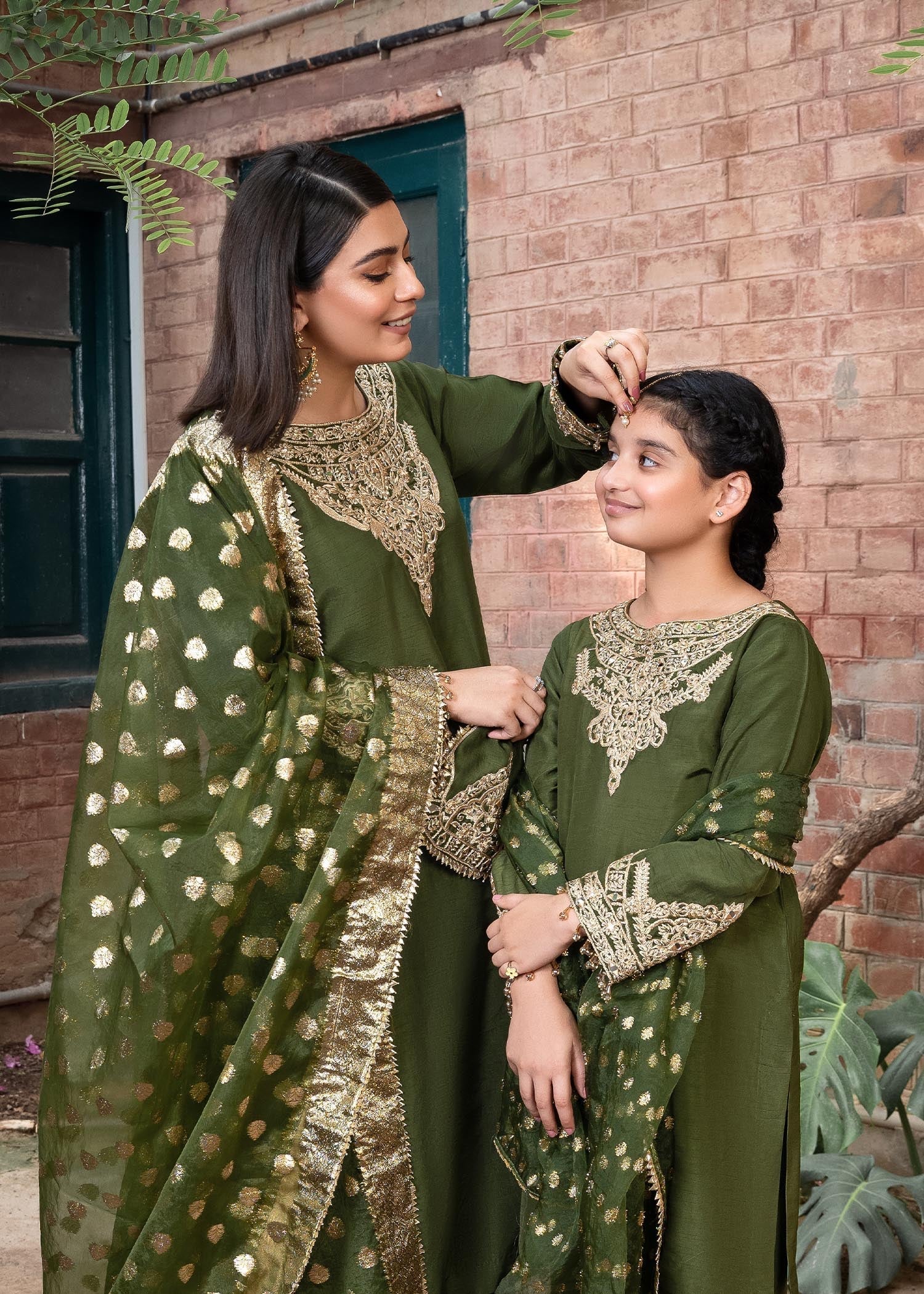 Rang-e-Haya Shireen Green