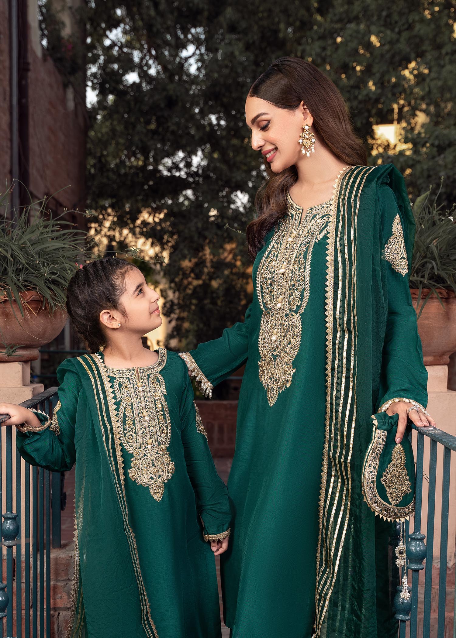 Rang-e-Haya Zareen Deep Green