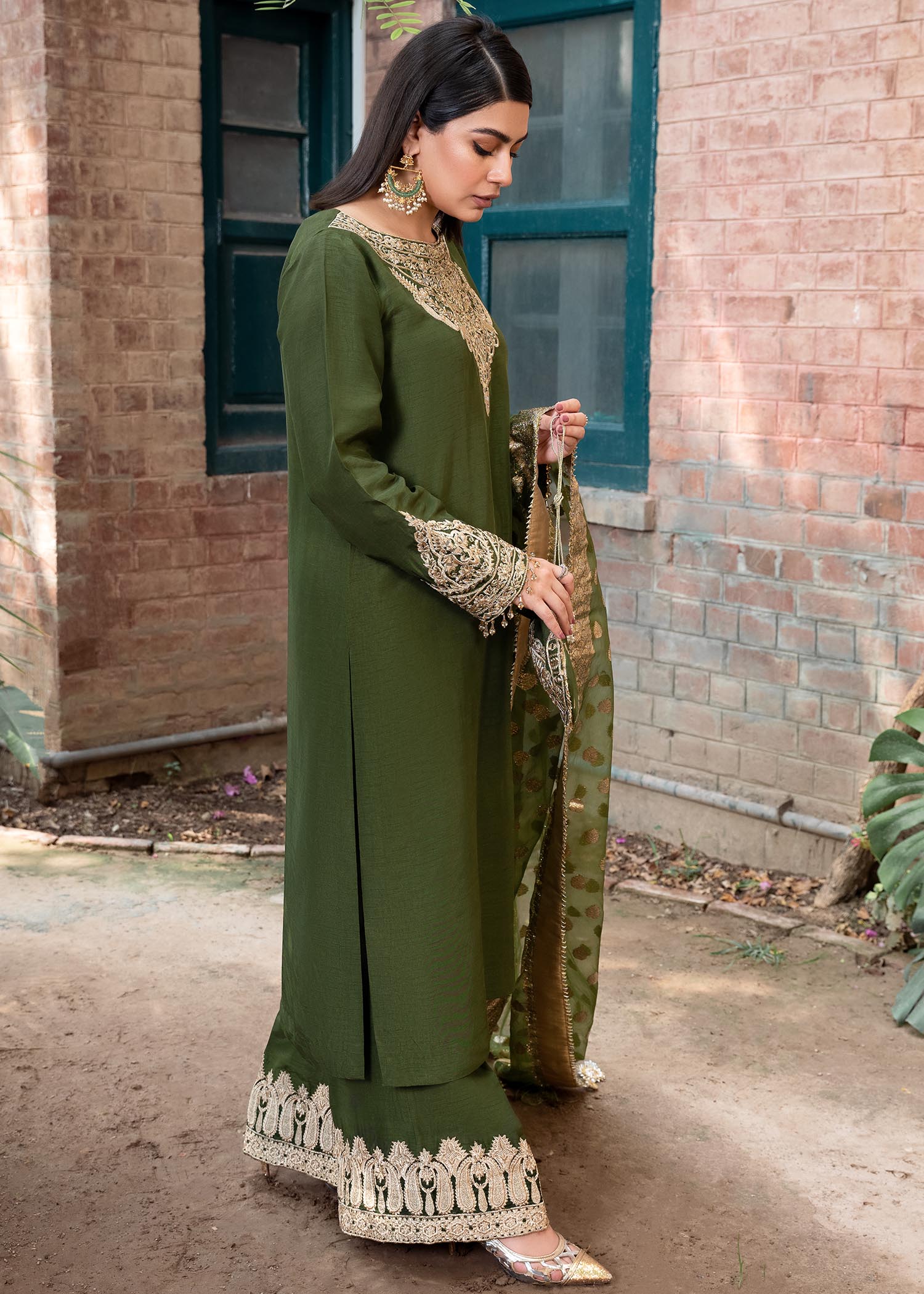 Rang-e-Haya Shireen Green