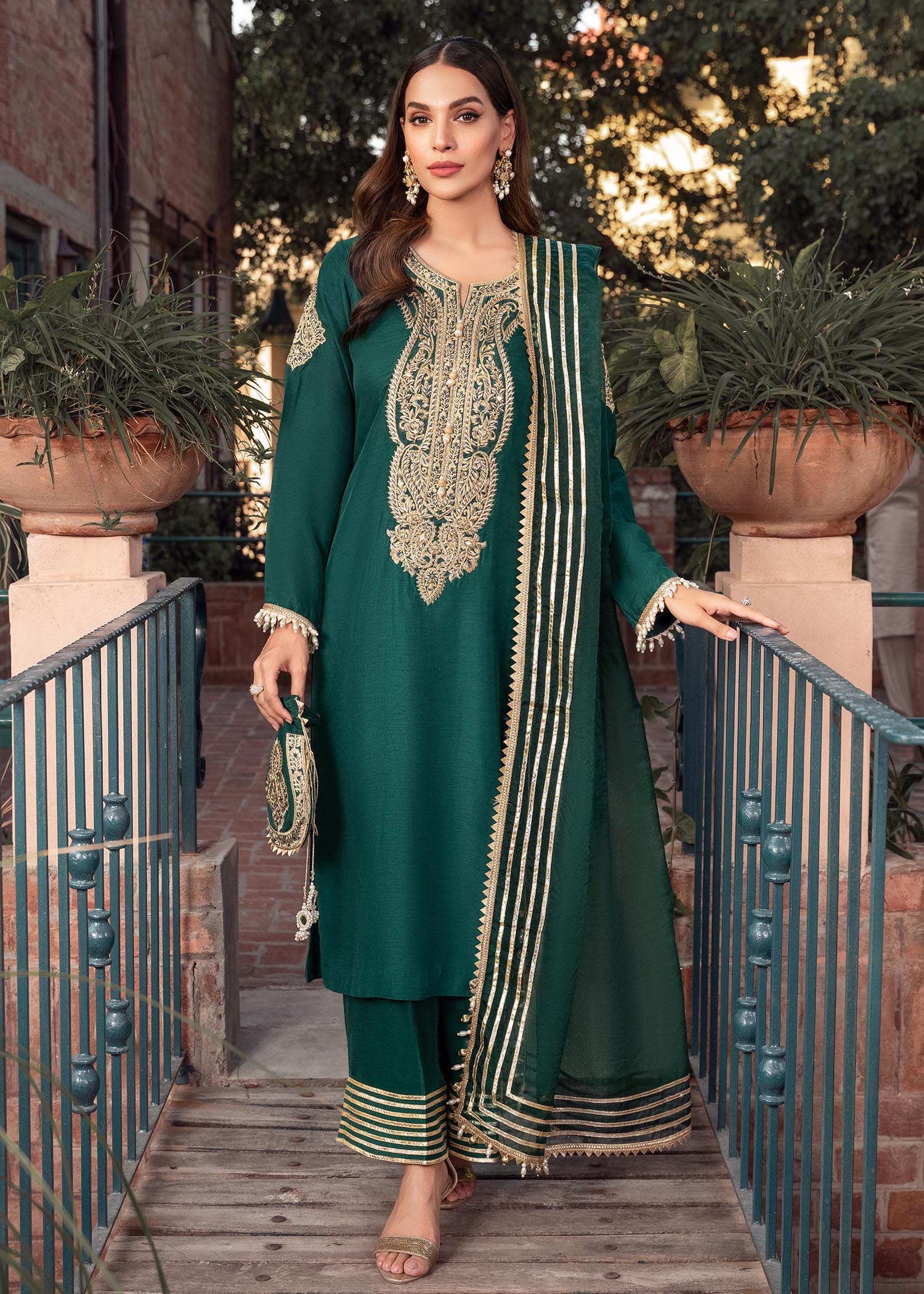 Rang-e-Haya Zareen Deep Green