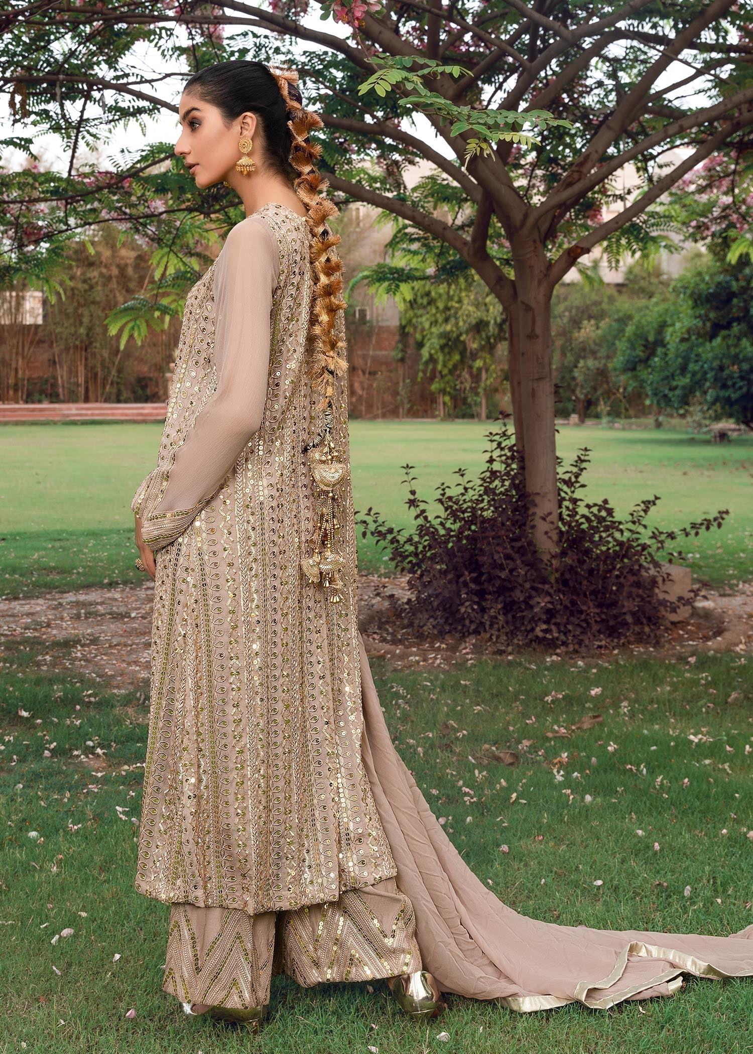 UFAQ-CLAY-BEIGE-1