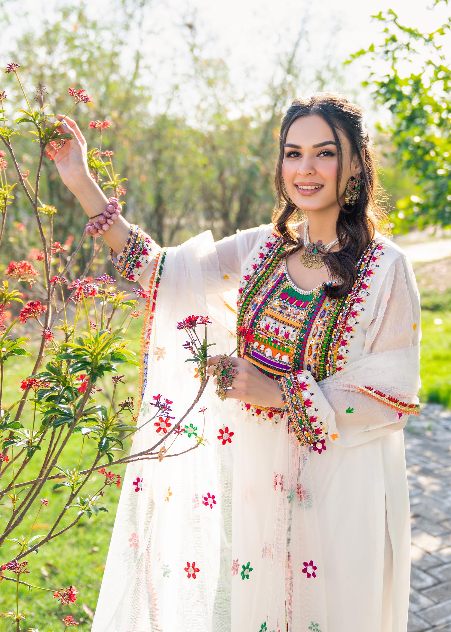 KB By Zufiqar Malik Z-282 WHITE