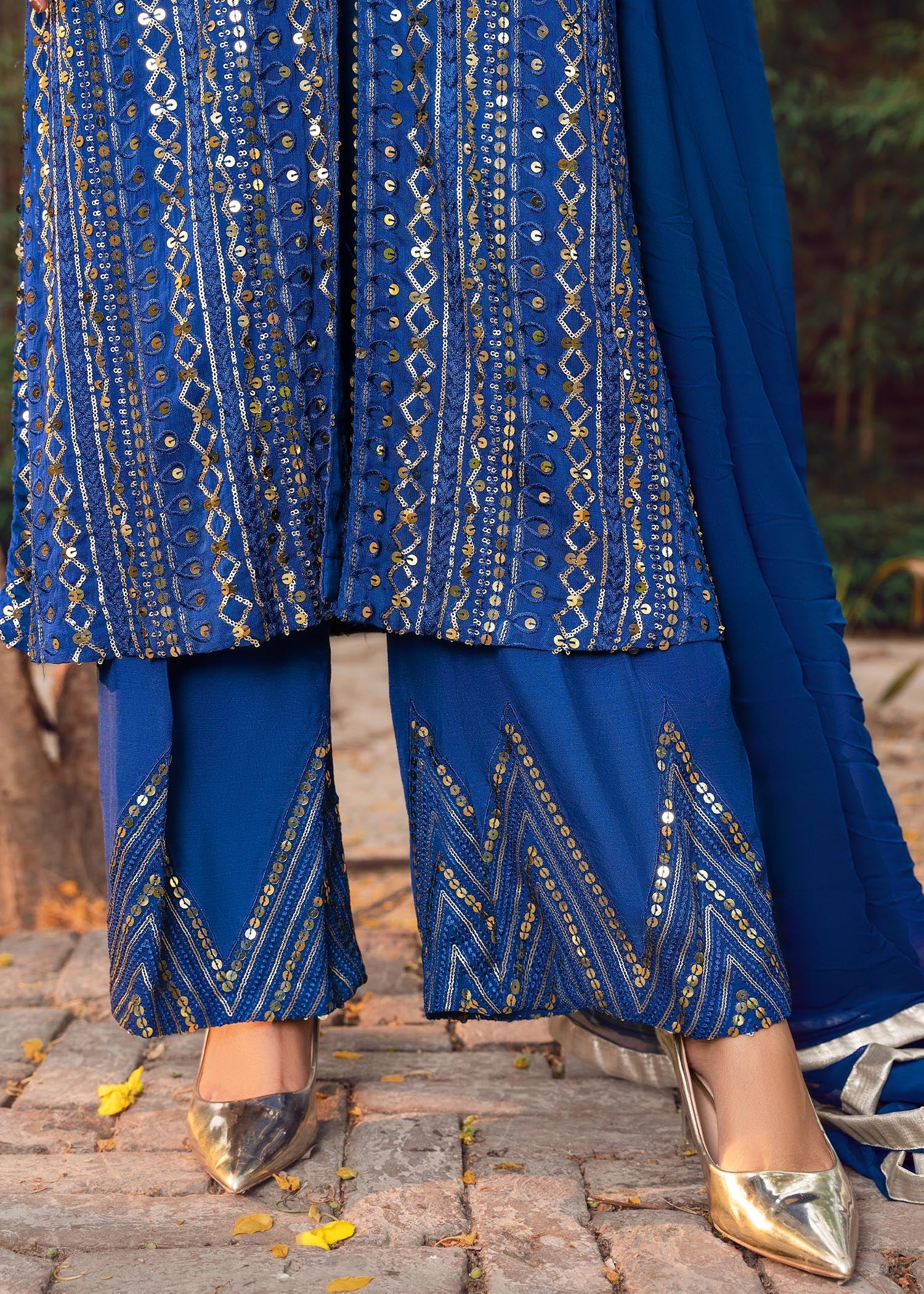 Rang-e-Haya Ufaq Blue