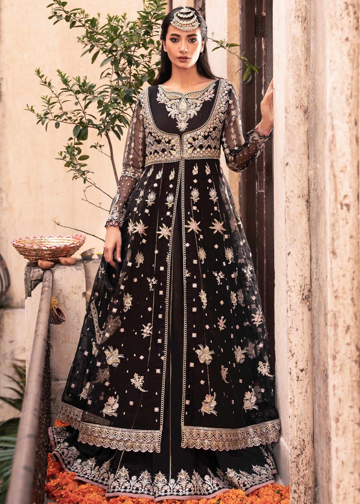 Rang-e-Haya Rahat-Black