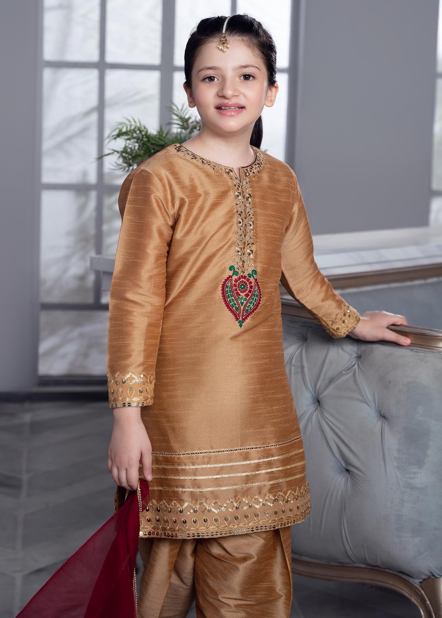 Rang-e-Haya Bali