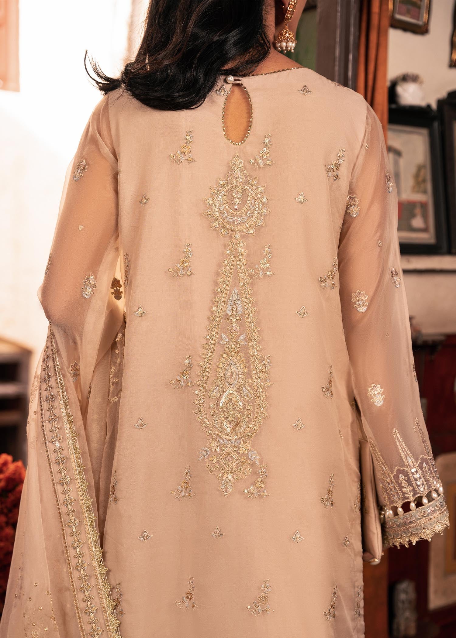 Rang-e-Haya Farhat-Beige