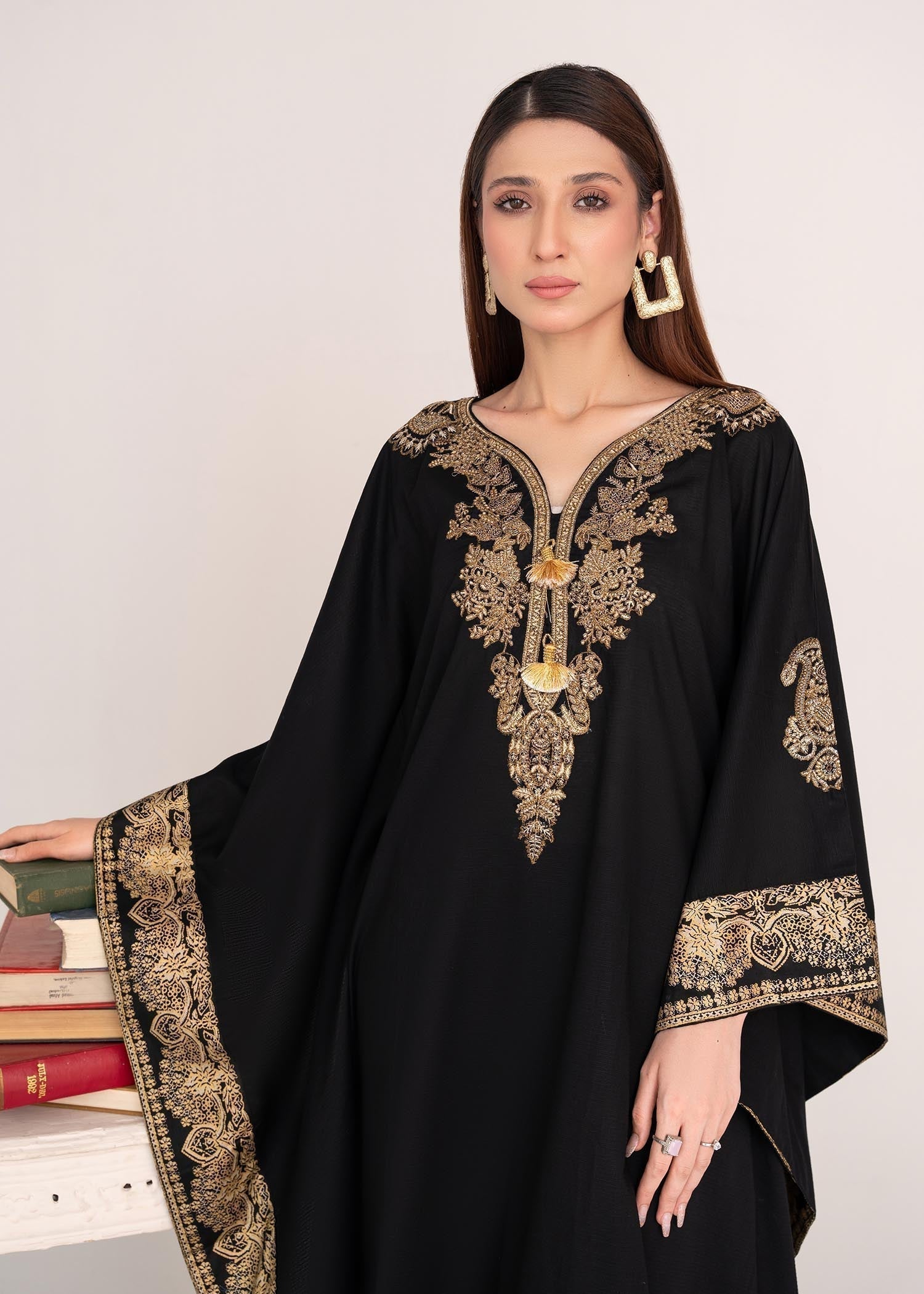 Sahibas By Mirza Crescent (Black) - Kaftan