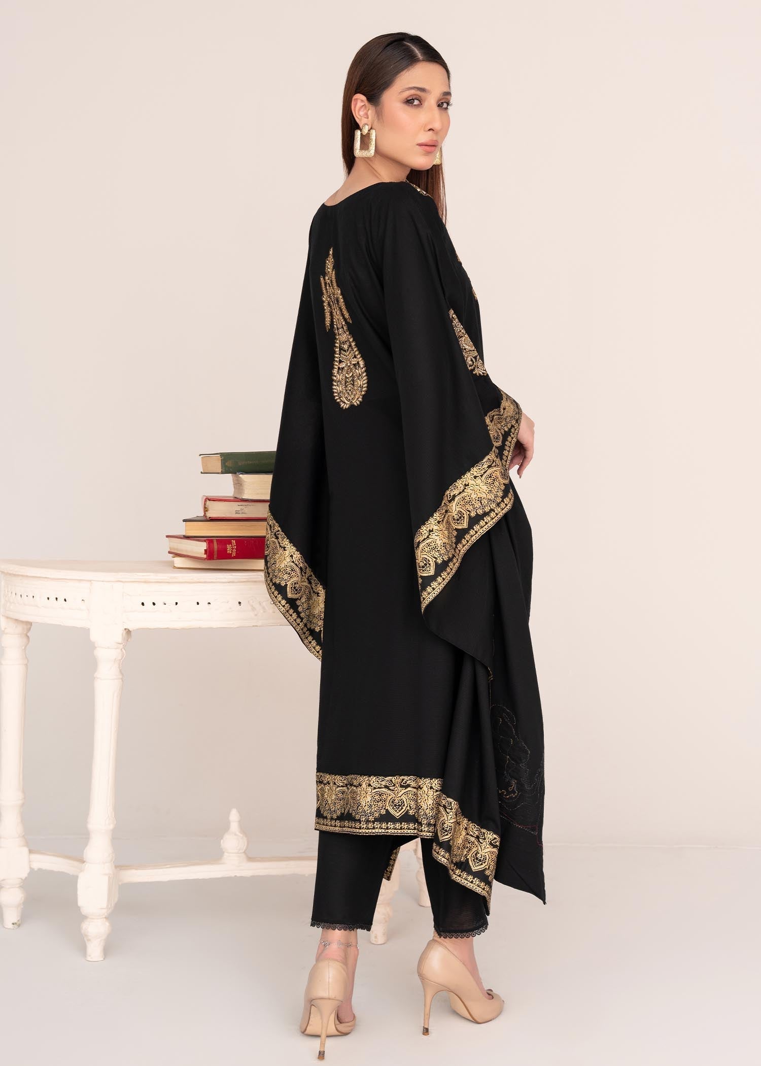 Sahibas By Mirza Crescent (Black) - Kaftan