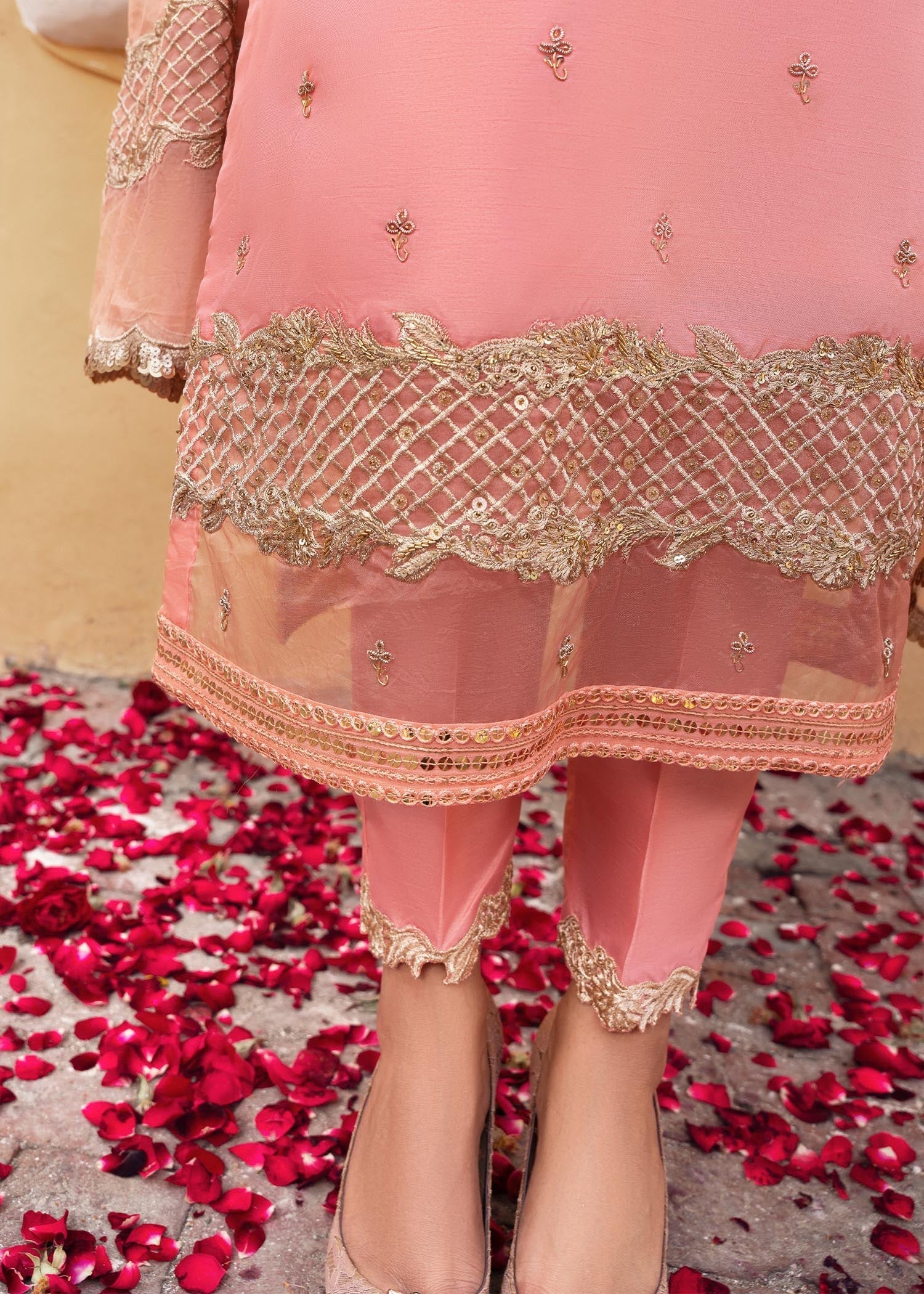 Rang-e-Haya Sandali Peach