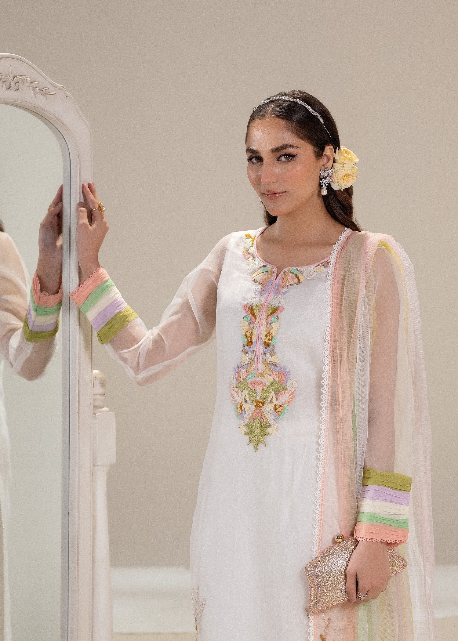 KB By Zufiqar Malik M-108 White