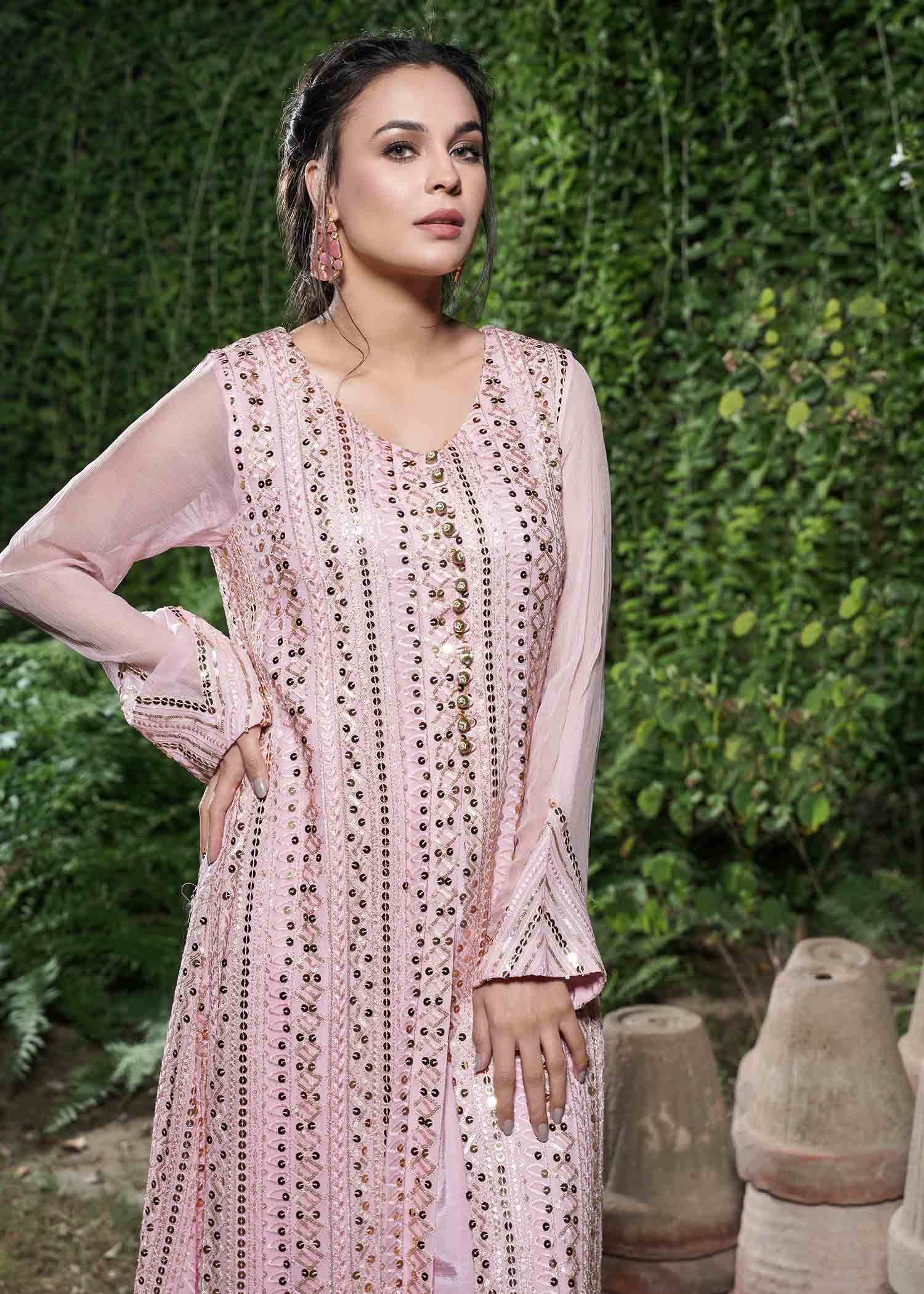 Rang-e-Haya Ufaq/Pink