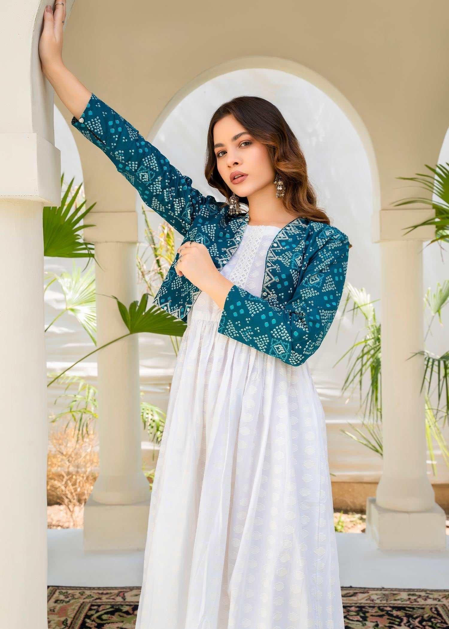 Lawn Pishwas in White