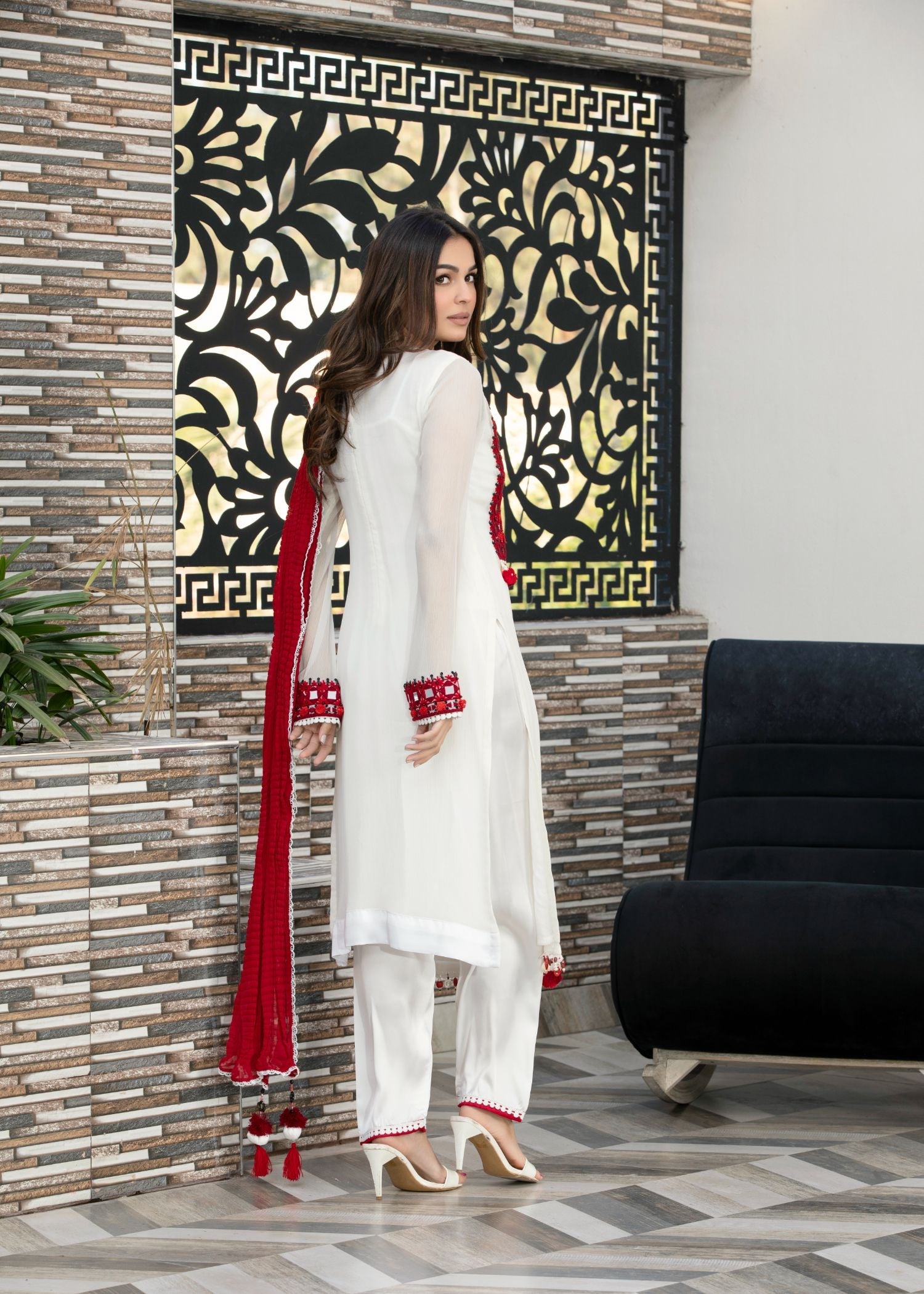 KB By Zufiqar Malik Z-297 White