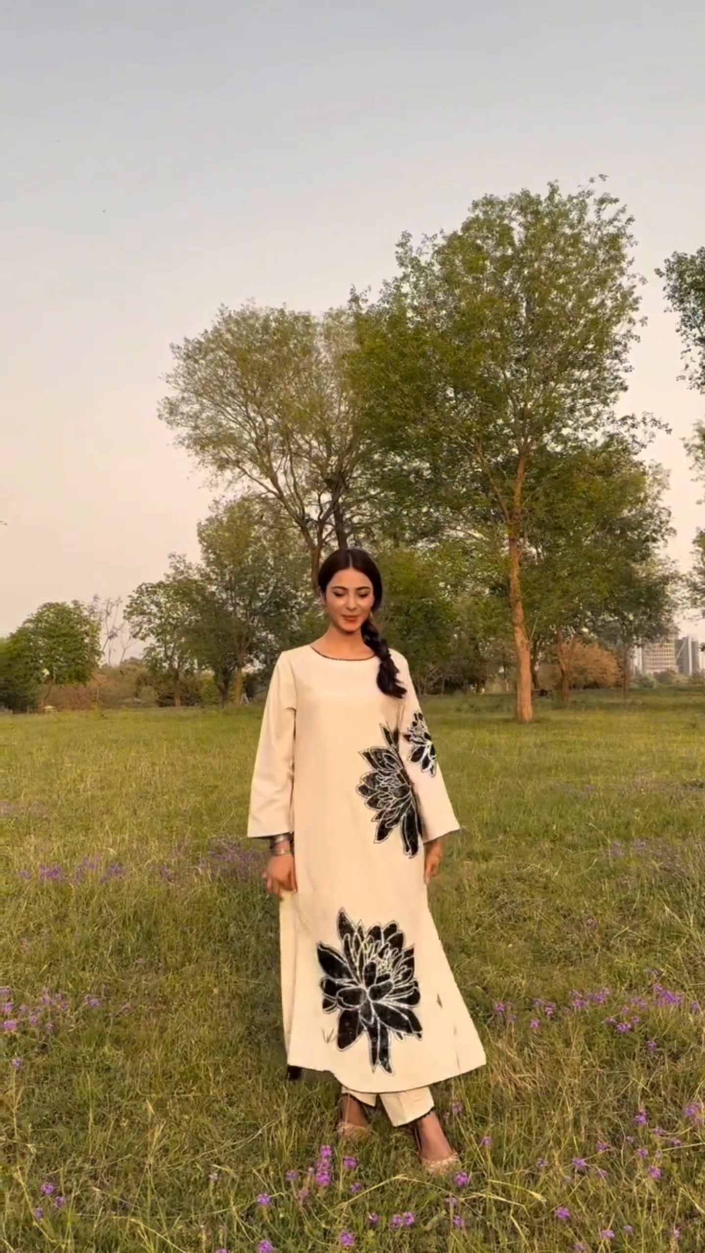 Sahibas By Mirza Lavish (Ivory)