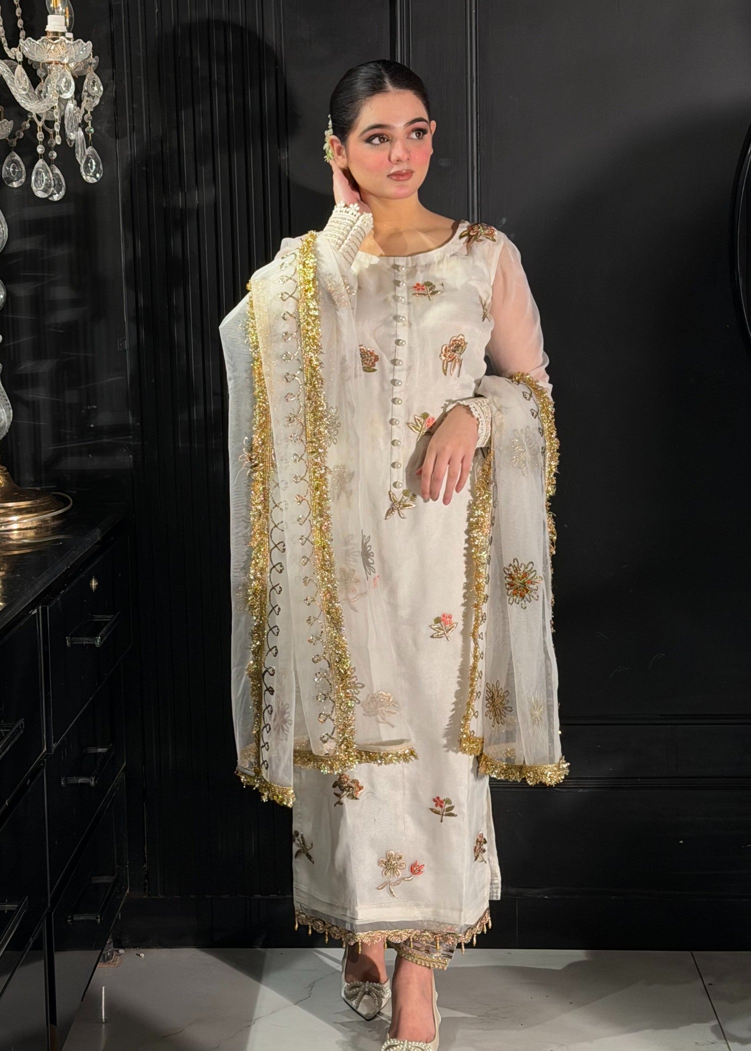 KB By Zufiqar Malik M-111 White