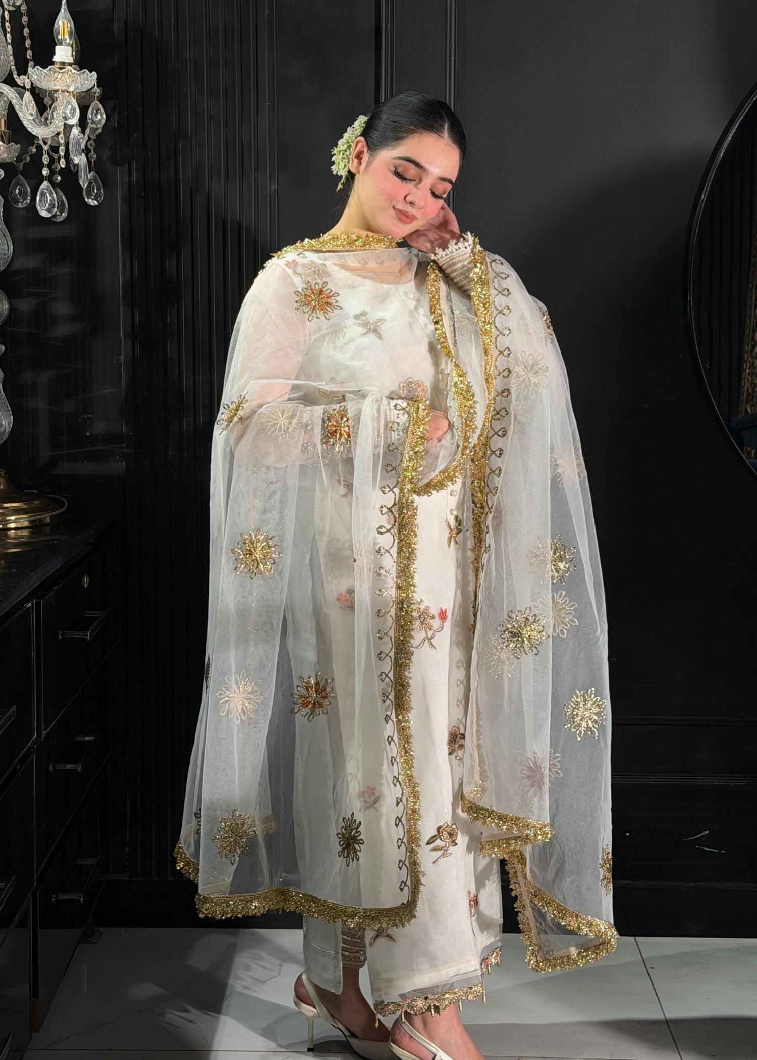 KB By Zufiqar Malik M-111 White