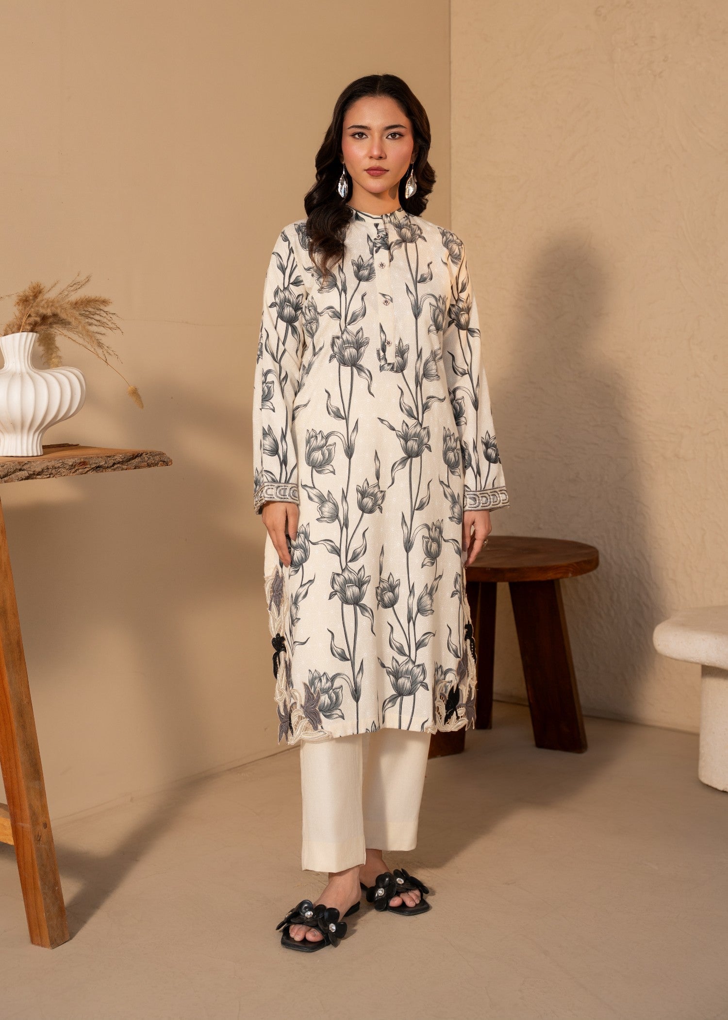 Dhanak Kurta Set in Ivory