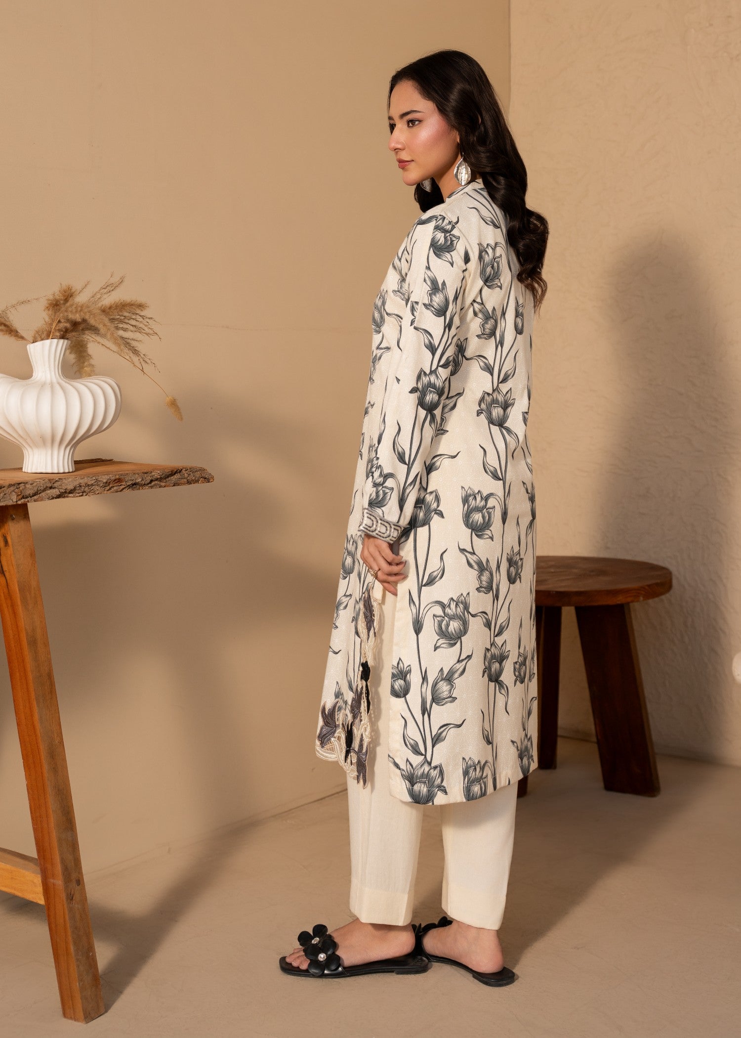 Dhanak Kurta Set in Ivory