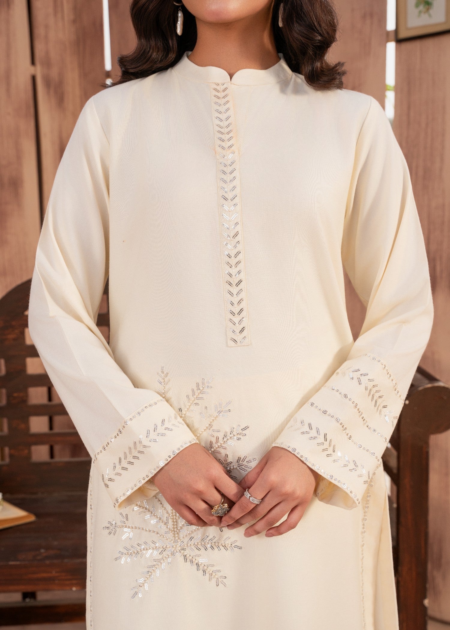 Sahibas By Mirza Reham Off - White