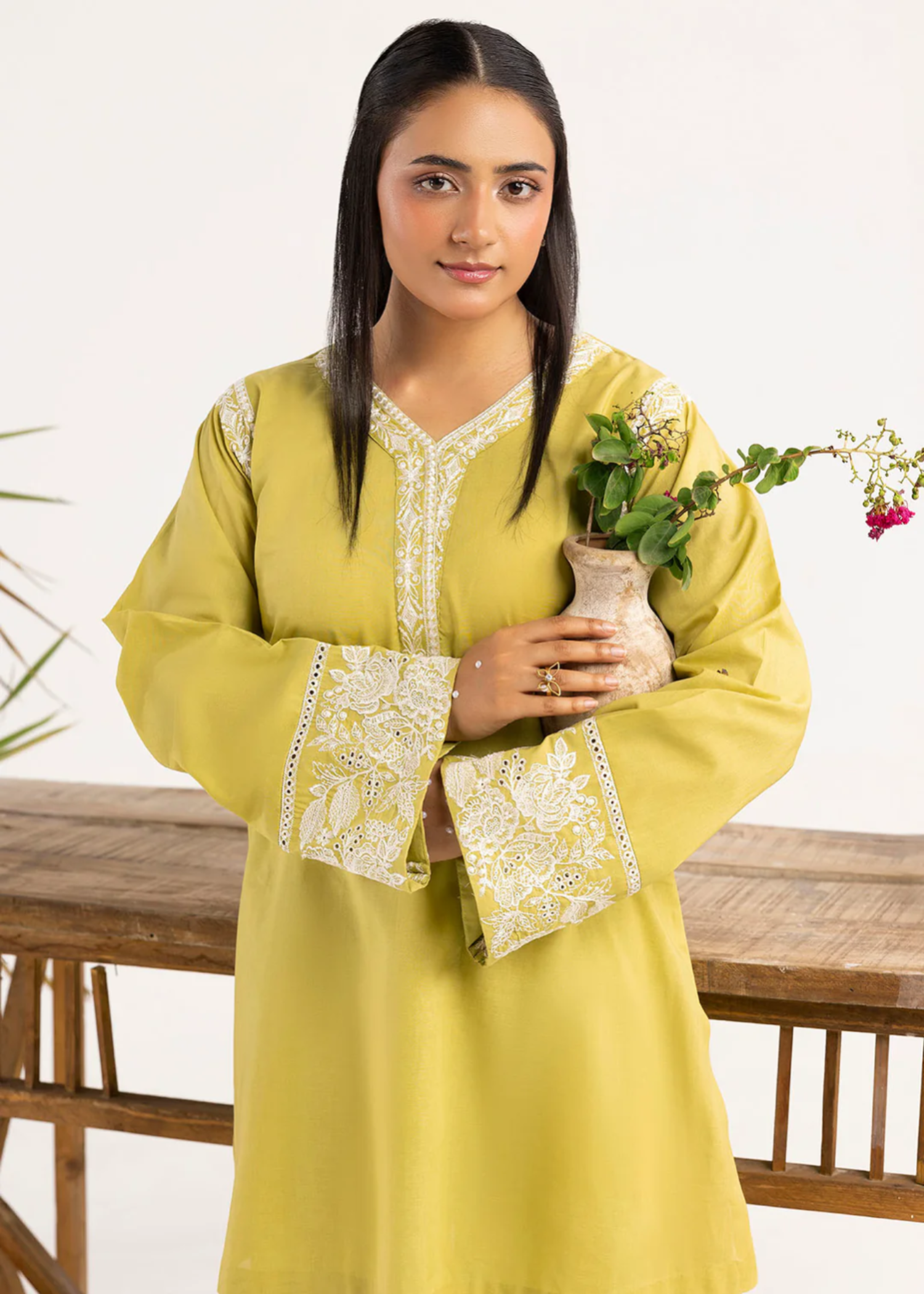 Lawn Kurta Set in Herb green