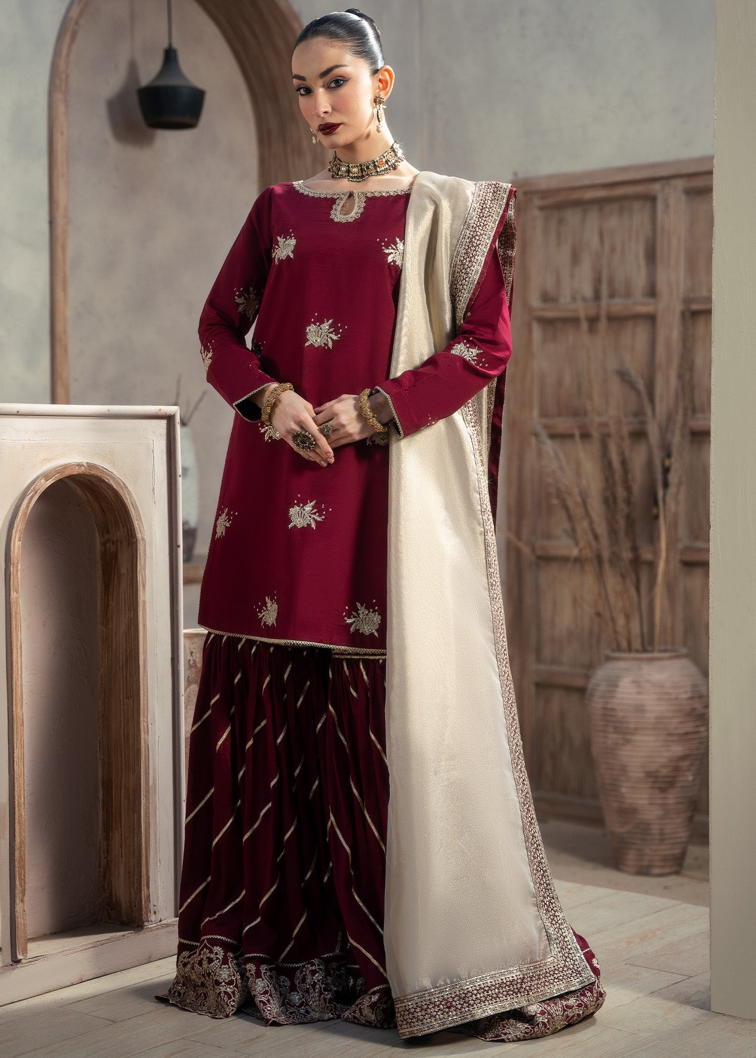 Rang-e-Haya Mahra (Maroon)