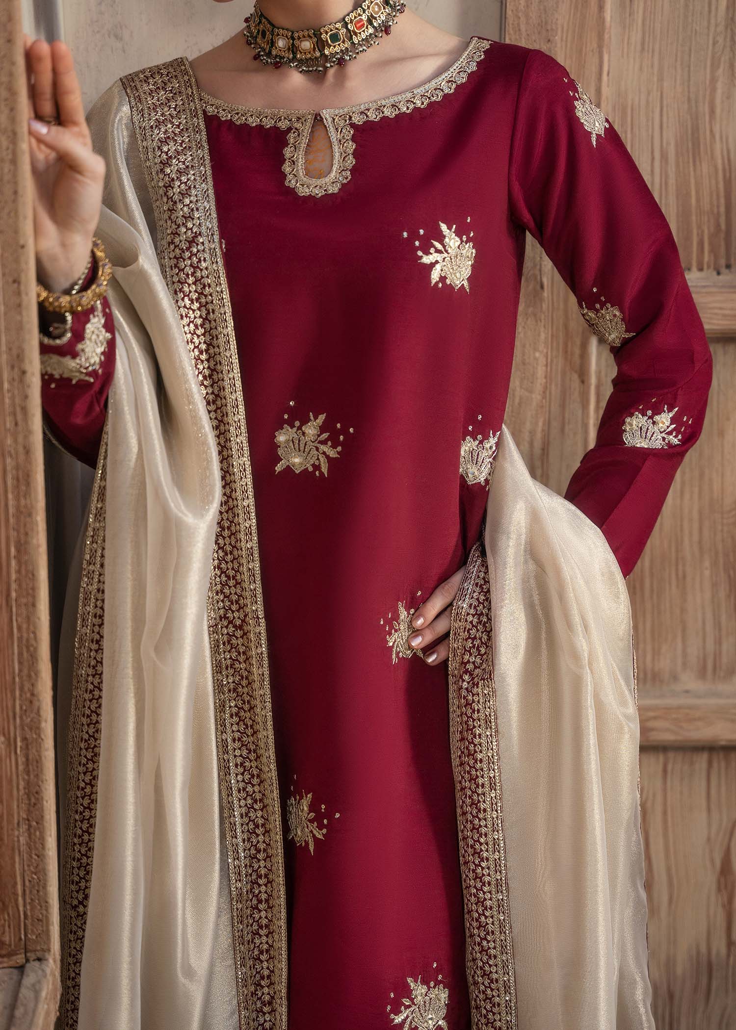 Rang-e-Haya Mahra (Maroon)