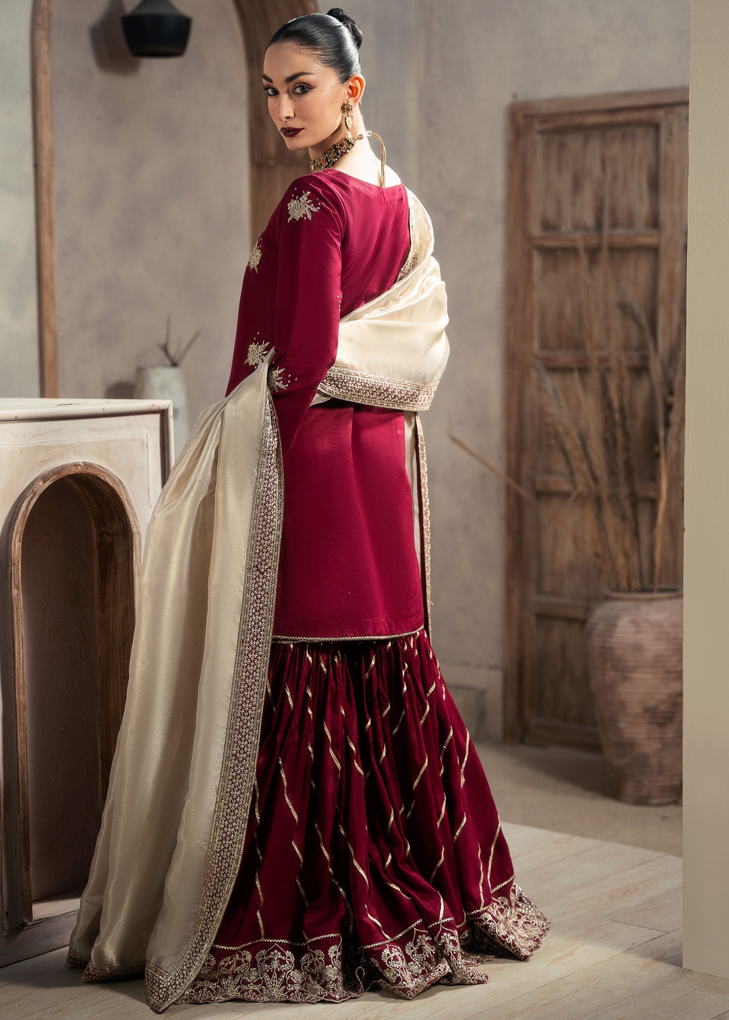 Rang-e-Haya Mahra (Maroon)