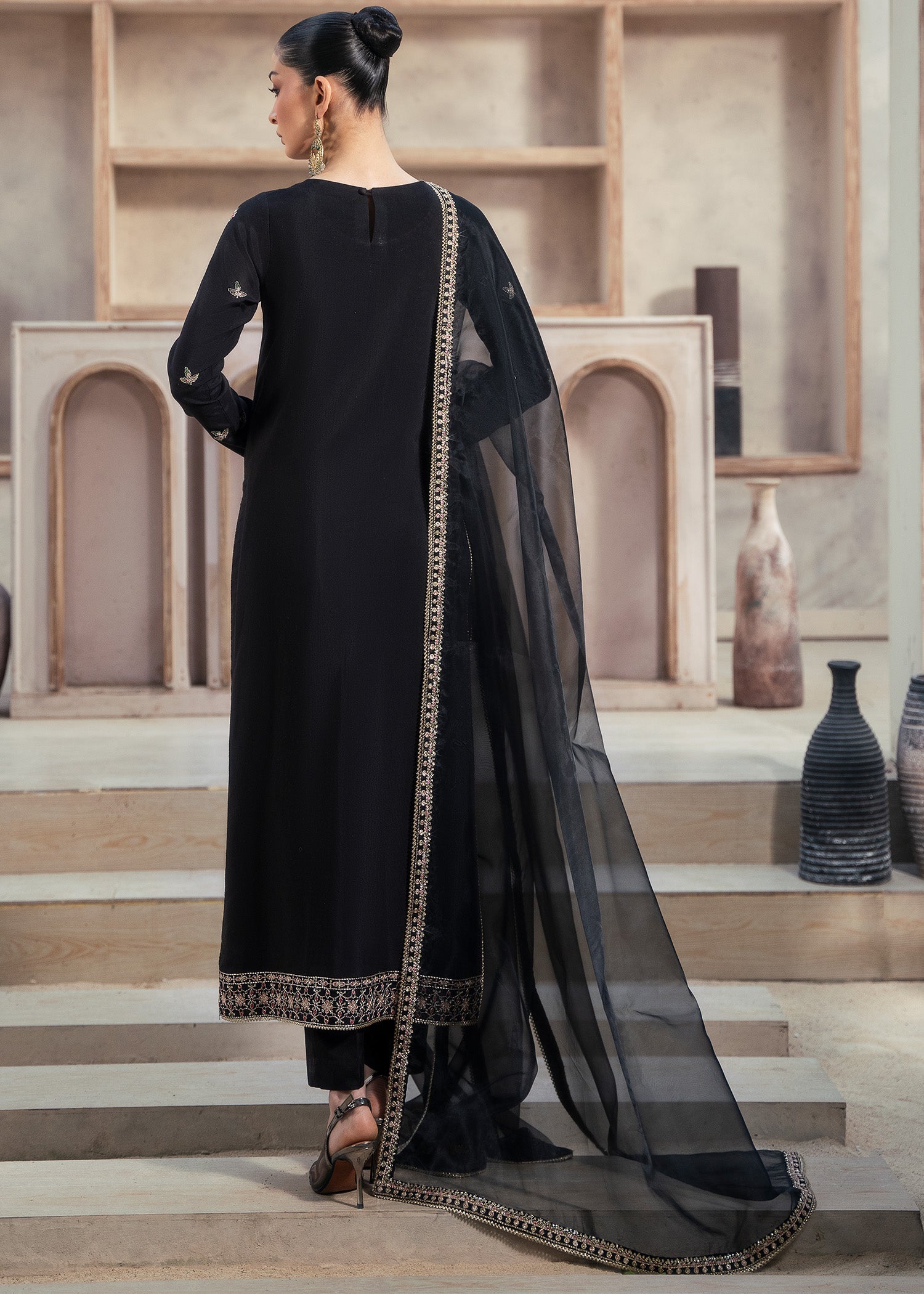 Rang-e-Haya Anamta (Black)