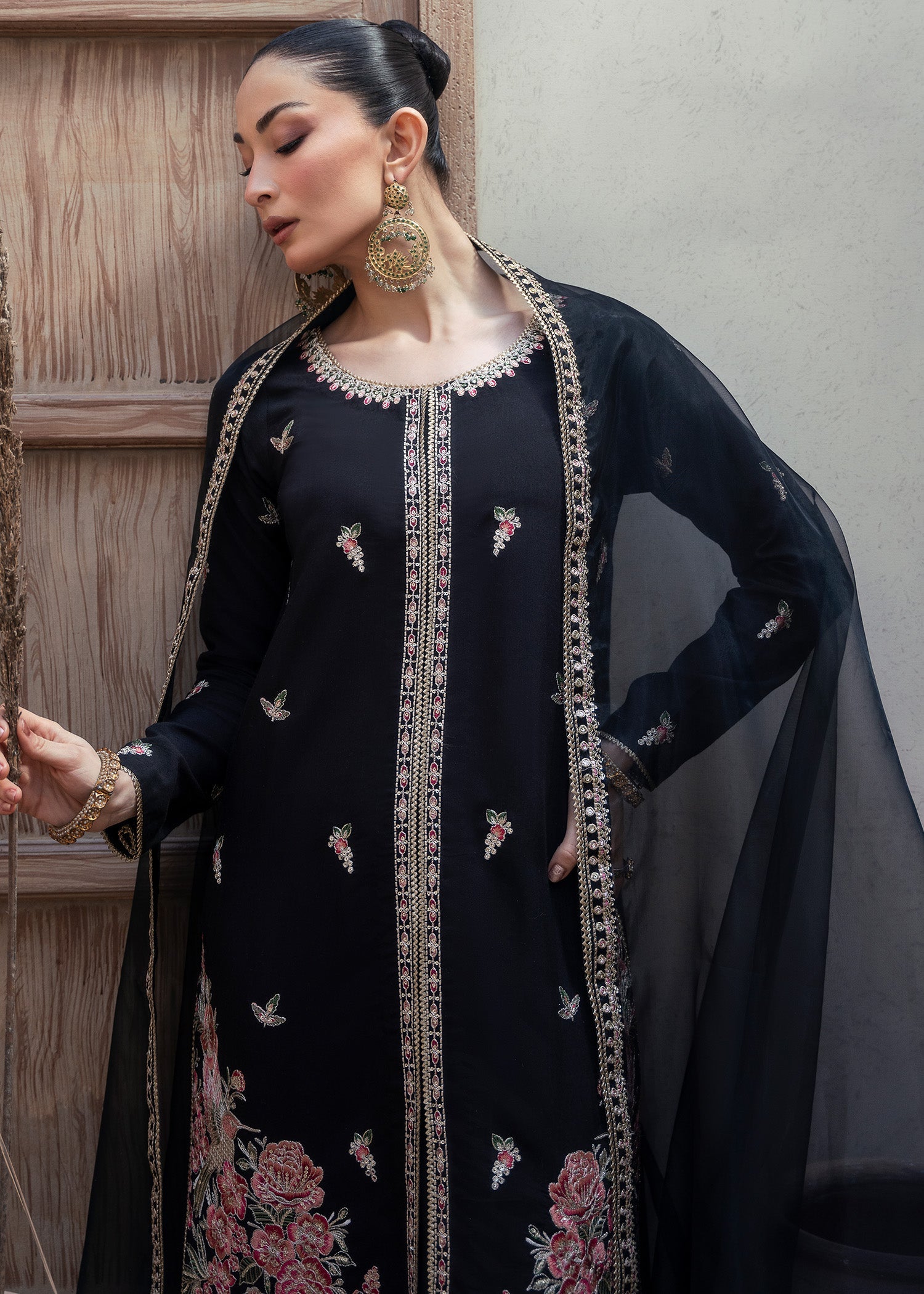 Rang-e-Haya Anamta (Black)