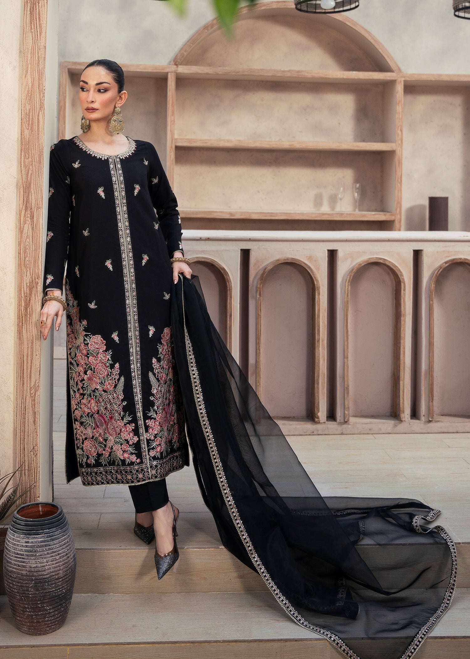 Rang-e-Haya Anamta (Black)
