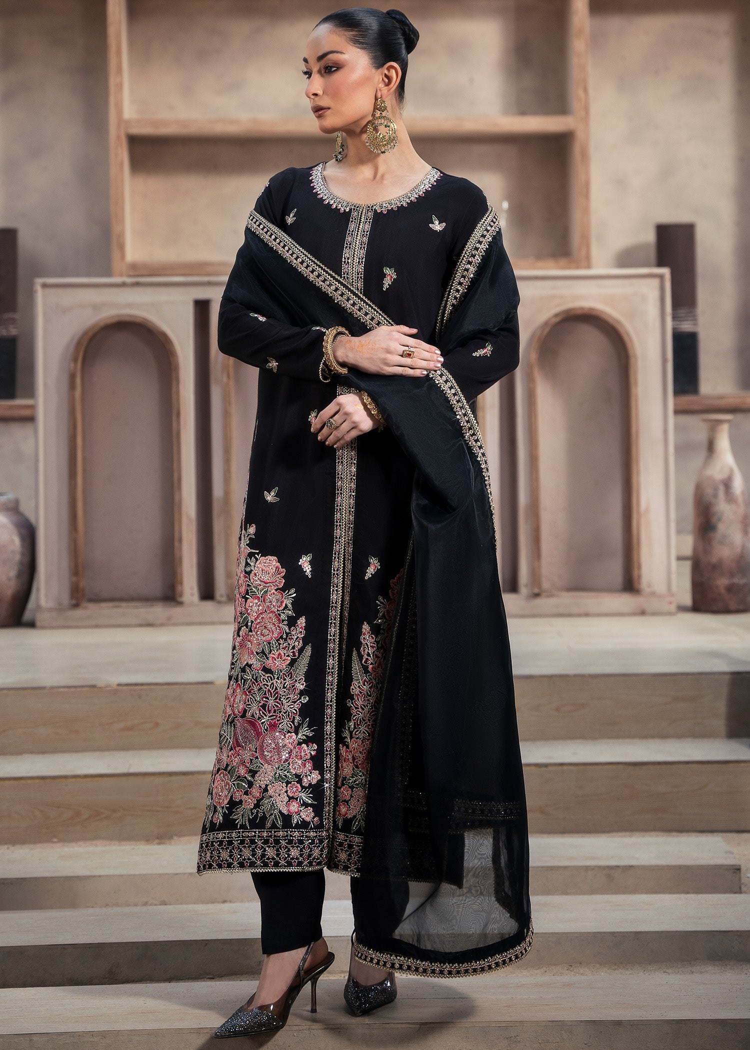 Rang-e-Haya Anamta (Black)