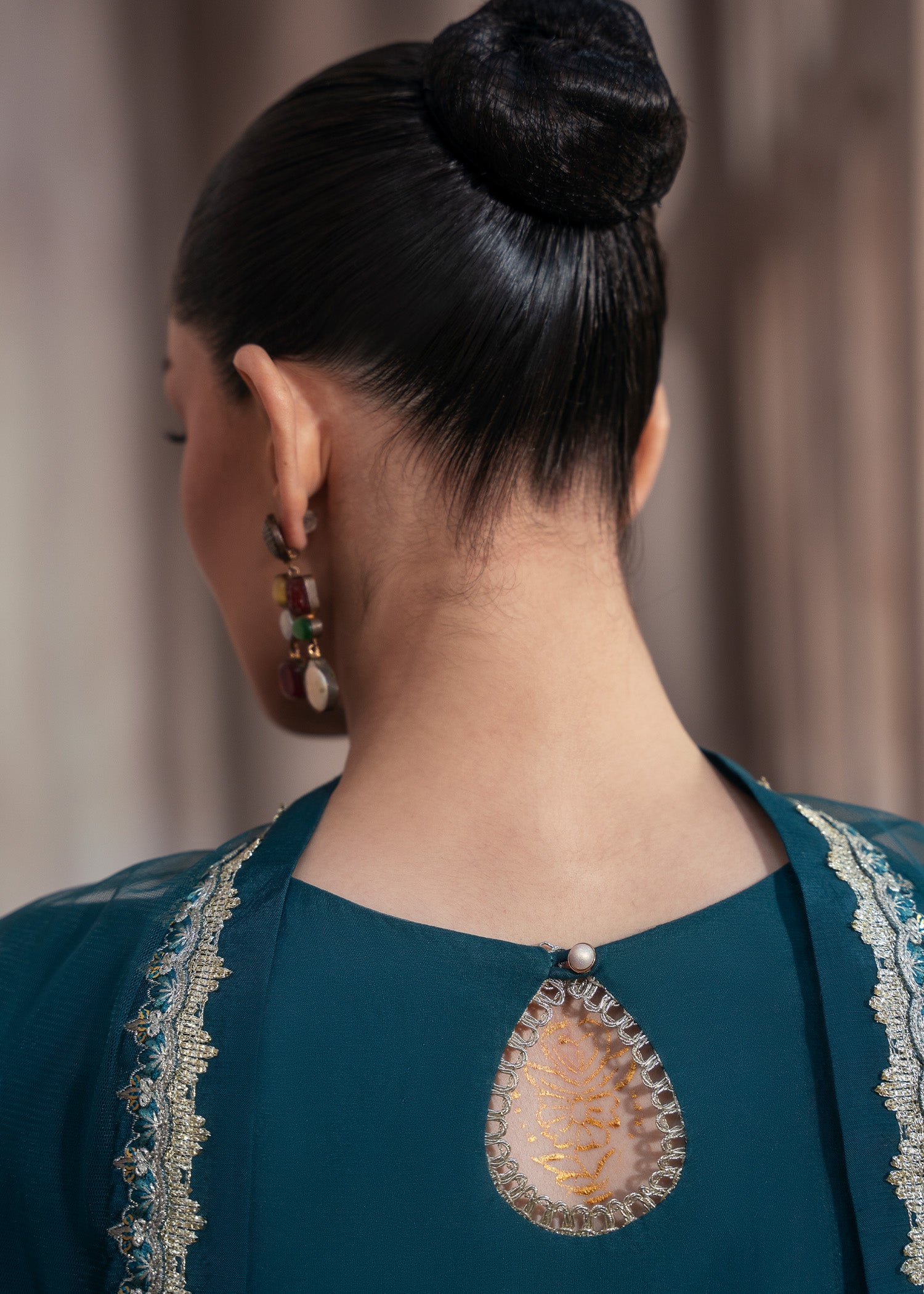 Rang-e-Haya Zarrin (Bottle Green)