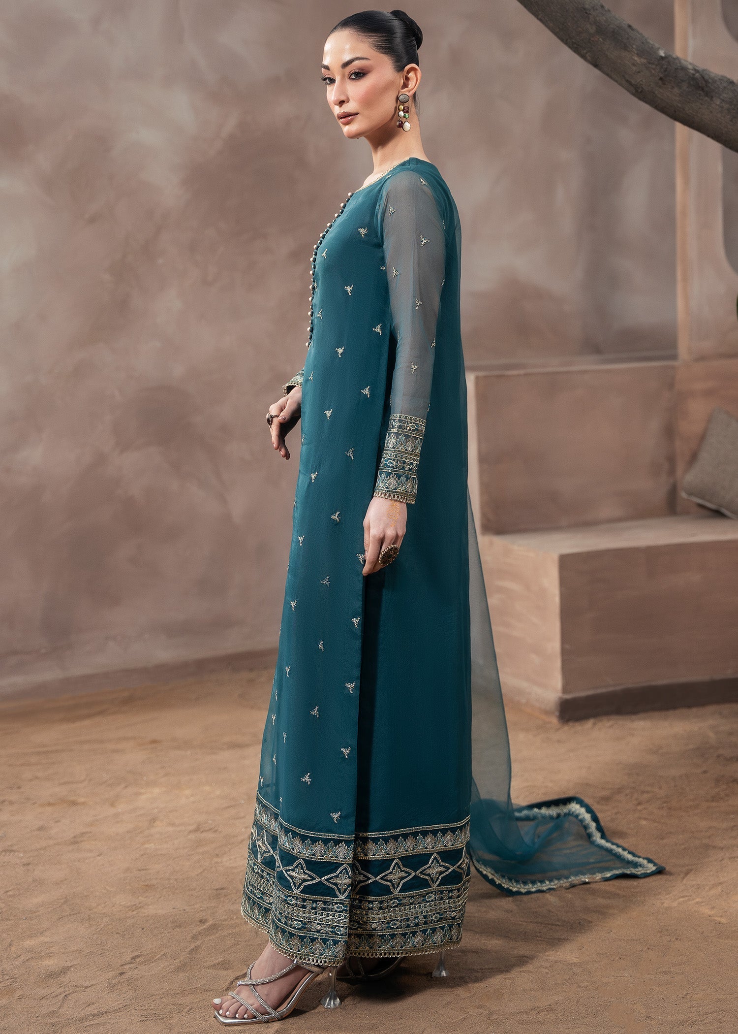 Rang-e-Haya Zarrin (Bottle Green)