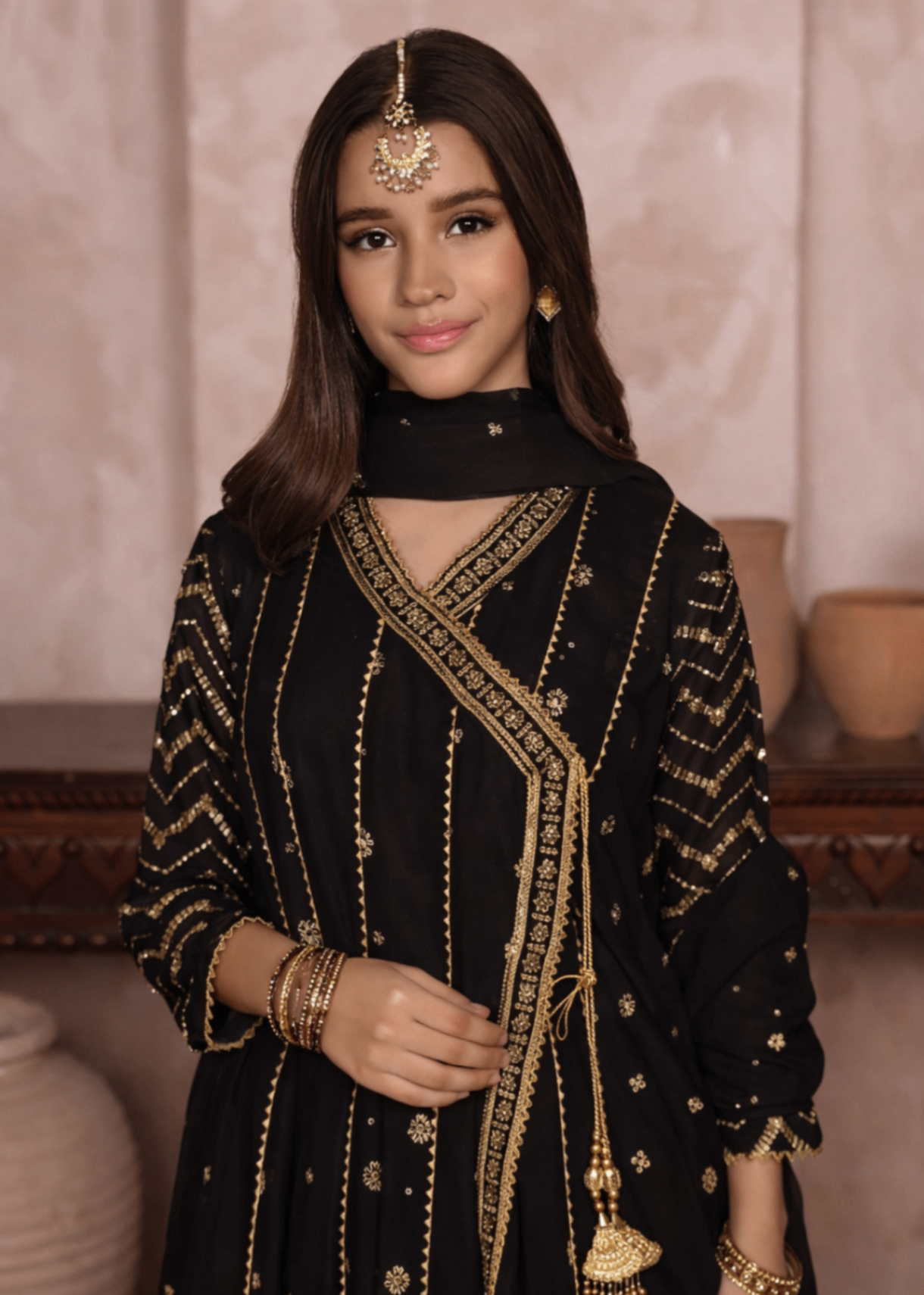 NAYAAB-KIDS-BLACK-3 - Pieces
