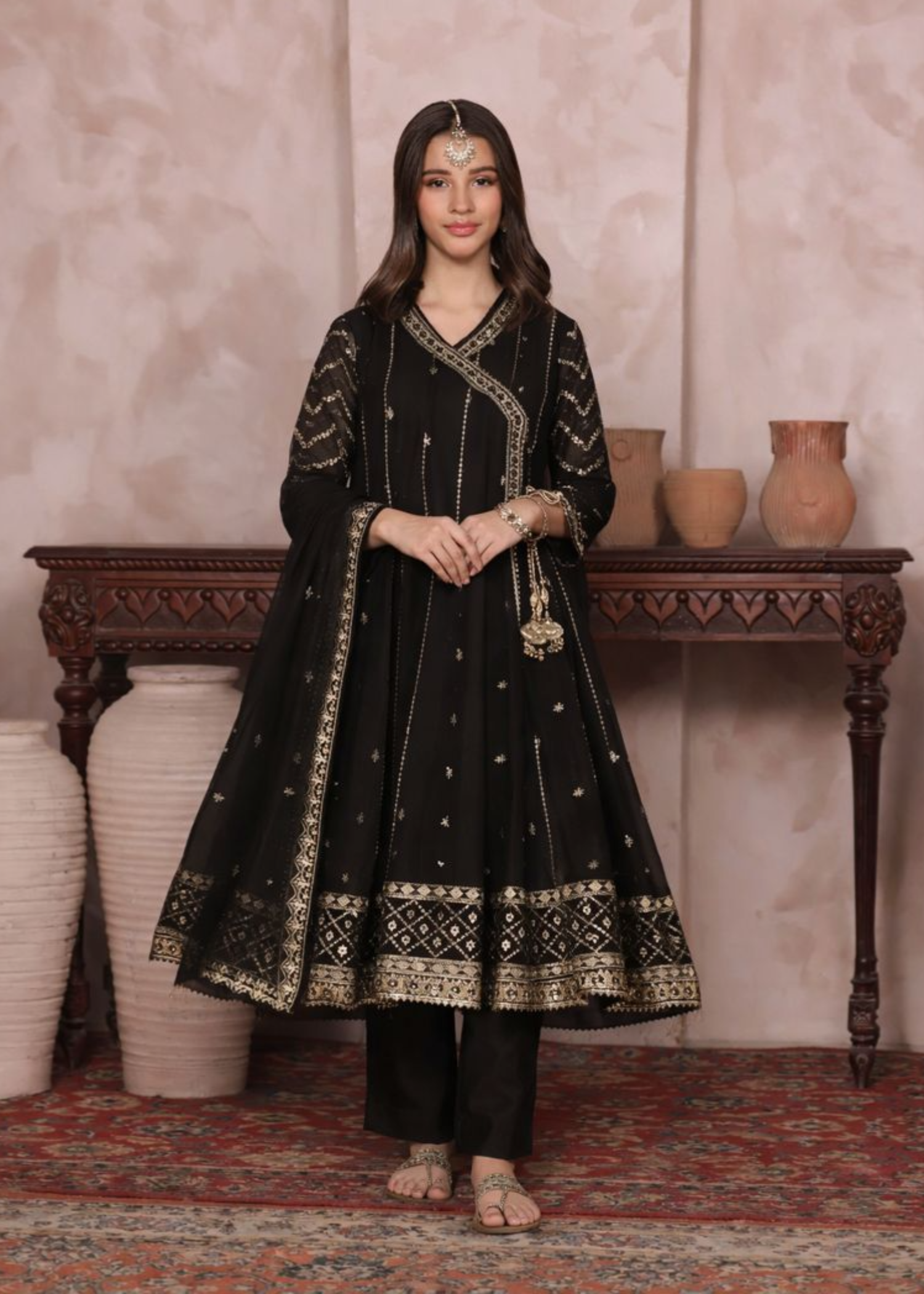 NAYAAB-KIDS-BLACK-3 - Pieces